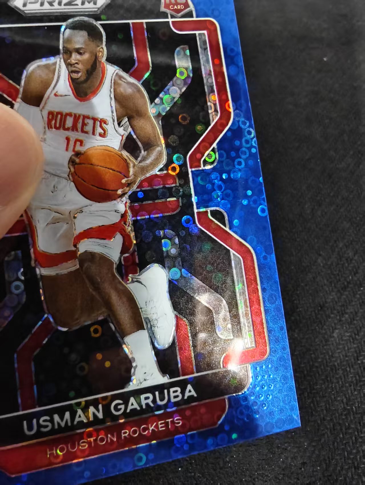 2021-22 Panini Prizm Usman Garuba 火箭 奥斯曼 加鲁巴 新秀 RC 蓝泡泡折 150编 划痕 边角瑕疵