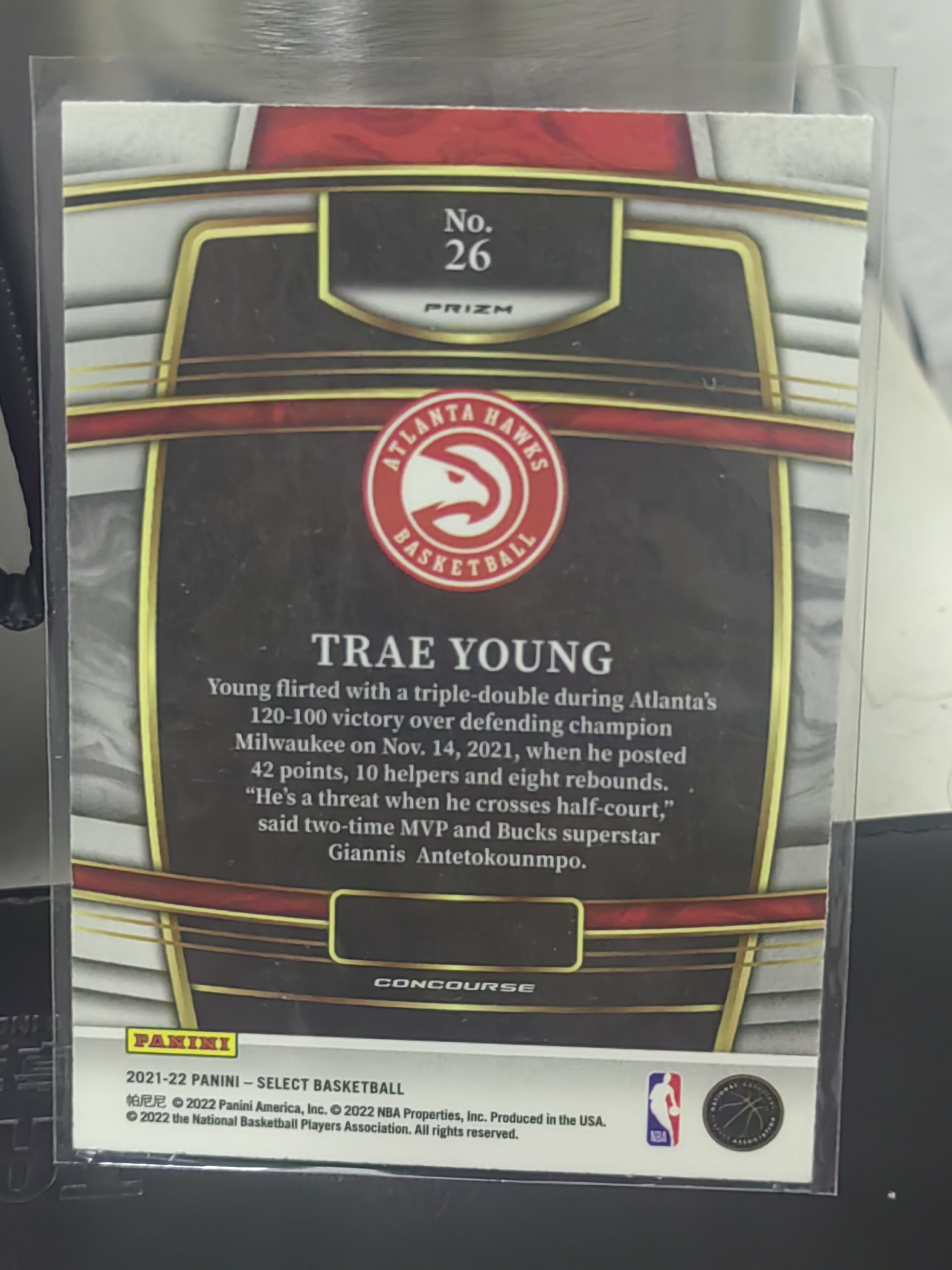2021-22 Panini Select Trae Young Select 蓝shimmer折 特雷杨 老鹰 篮 白边白角 不保卡品 卡品如图