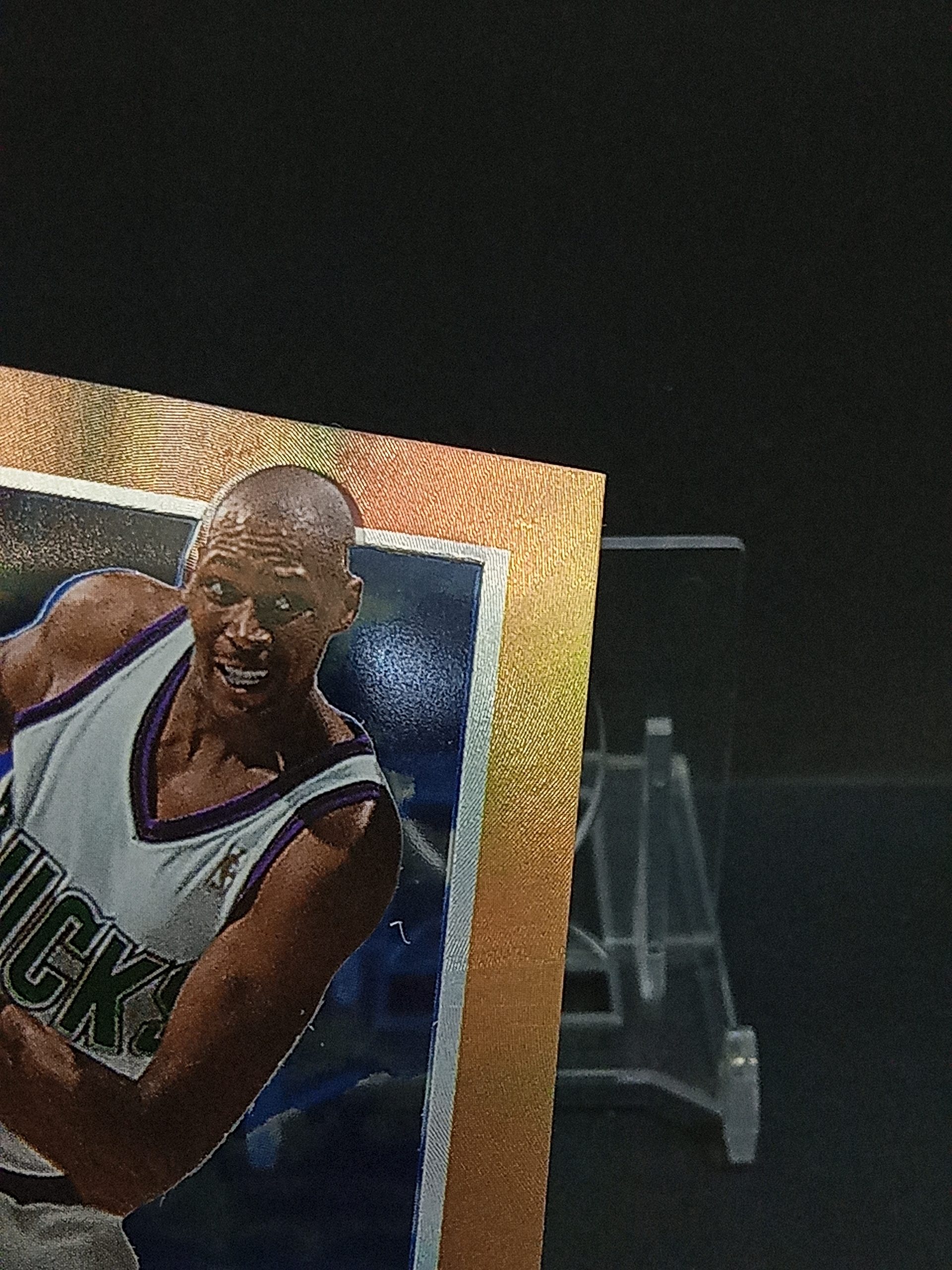 【DC拍卖】9.29小科比(微瑕)`1996-97 Skybox E-X2000 #39 Glenn Robinson 格伦罗宾逊 密尔沃基雄鹿 橙金渐变胶片折射老球星卡,大狗罗宾逊`