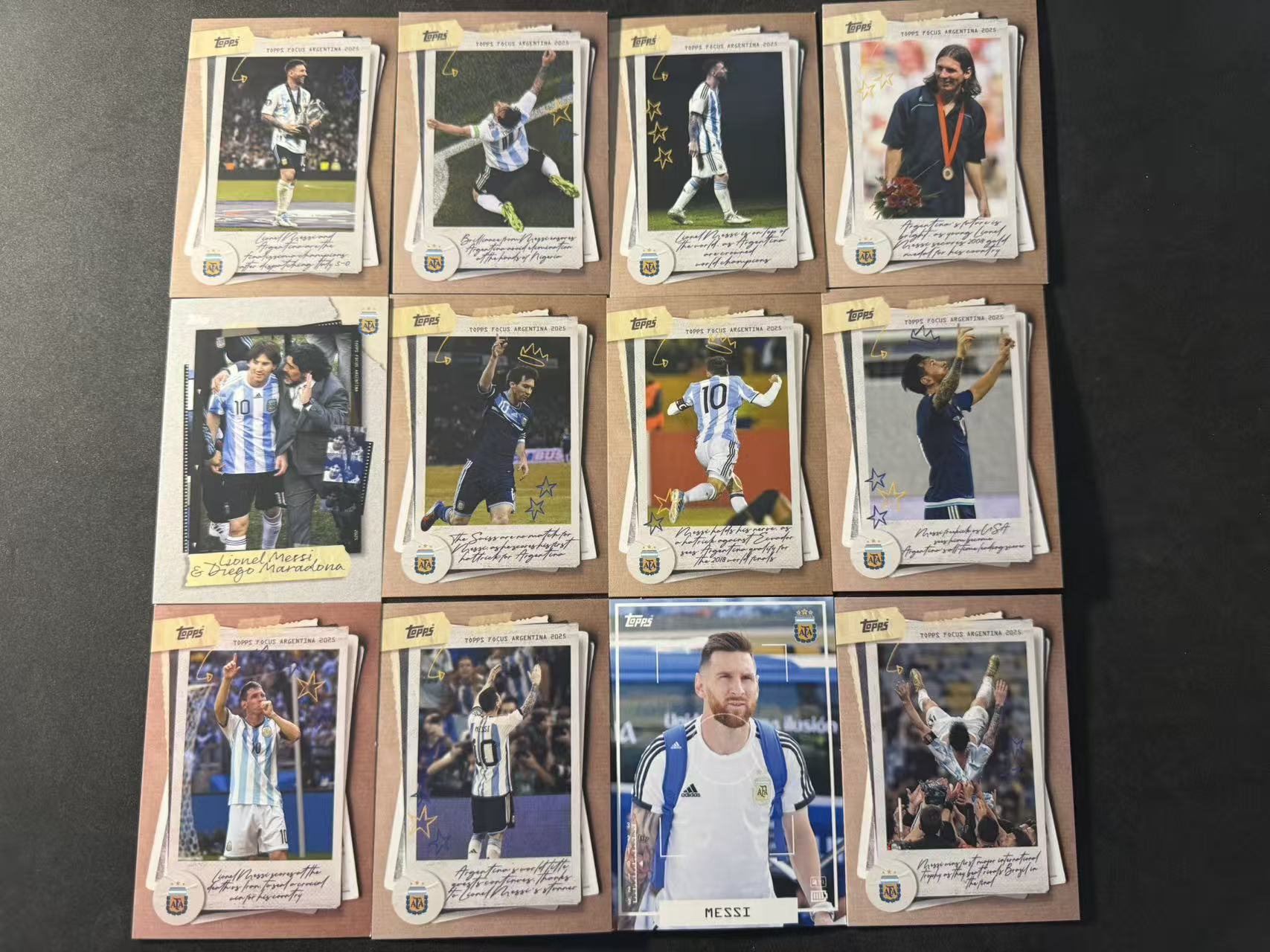 2025 Topps 阿根廷聚焦队盒 Lionel Messi 利昂内尔 梅西 阿根廷 12张打包 默认瑕疵 介意勿拍 添