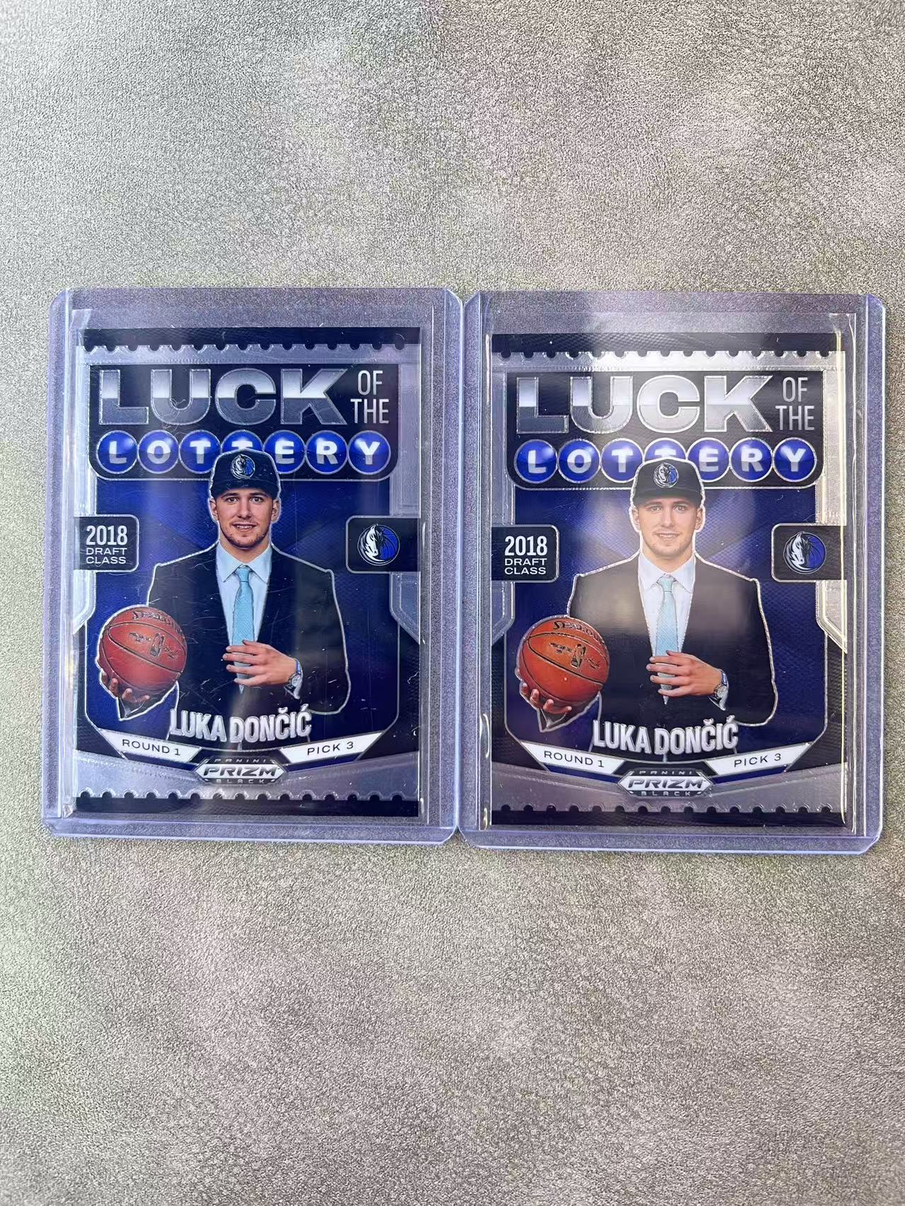 6379【330球星卡实体店代卖】panini 24-25 prizm BLACK 卢卡东契奇(Luka Dončić)选秀夜 共计2张 base 仅顺丰寄付(ZHS)