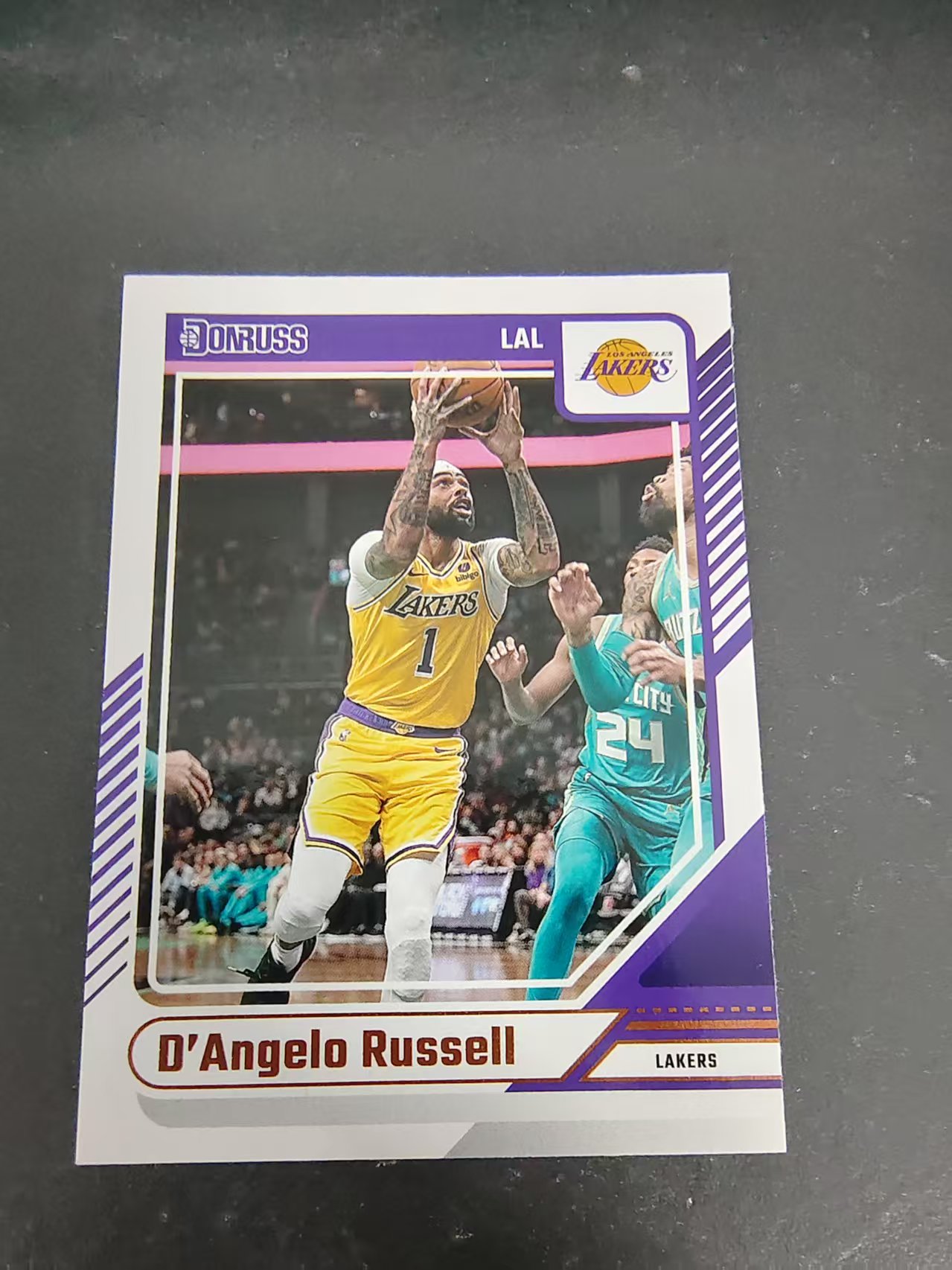 【可合并，不累计】2024-25 Panini Donruss D'Angelo Russell 德安吉洛 拉塞尔 湖人 杜蕾斯 边角瑕疵 #106