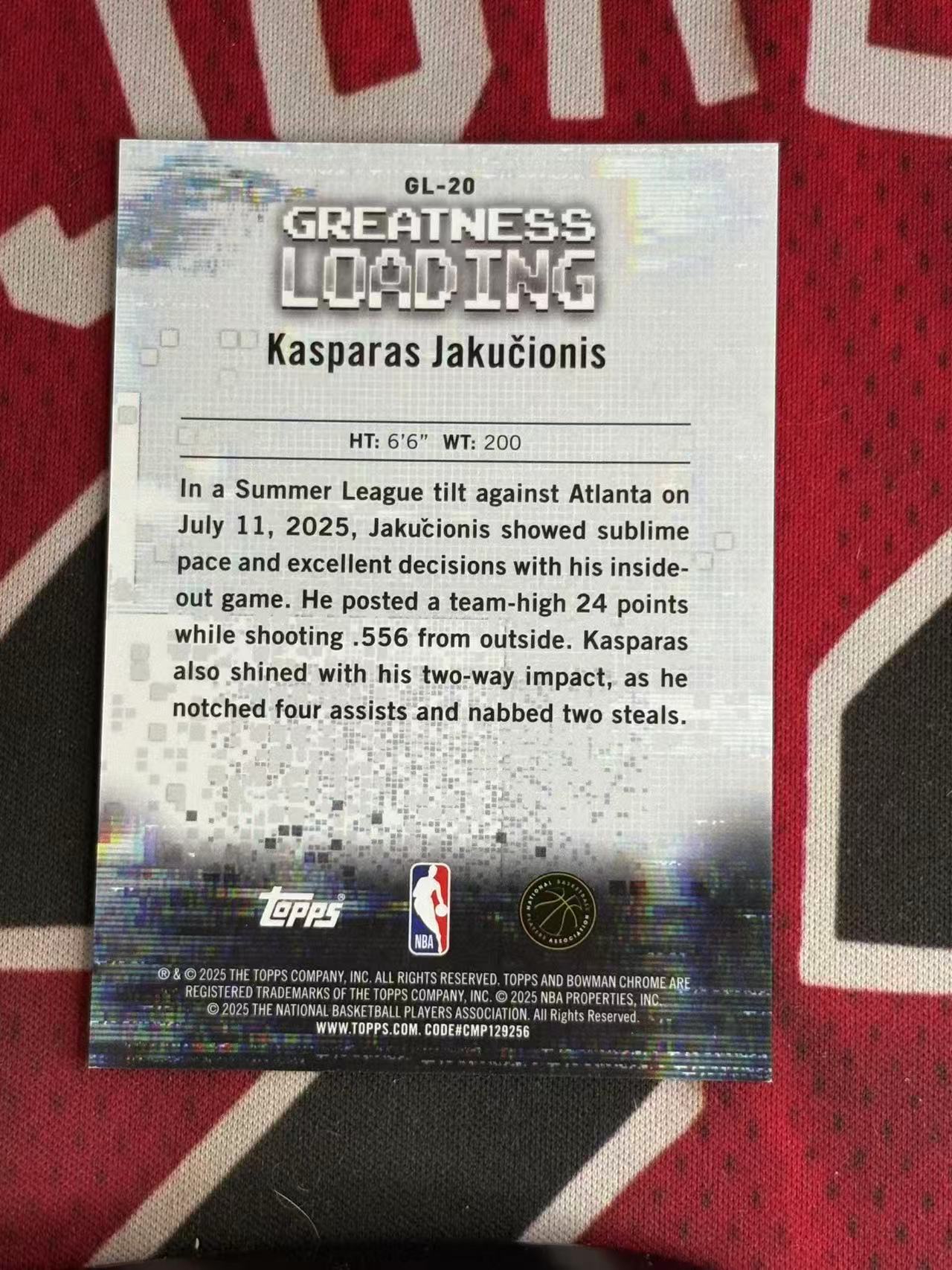2025-26 TOPPS BOWMAN CHROME JAKUCIONIS 热火 新秀RC 卡斯帕拉斯亚库契奥尼斯 199编 LOADING加载特卡 新秀特卡 紫脉冲折 折射【烂臭嘴拍卖】