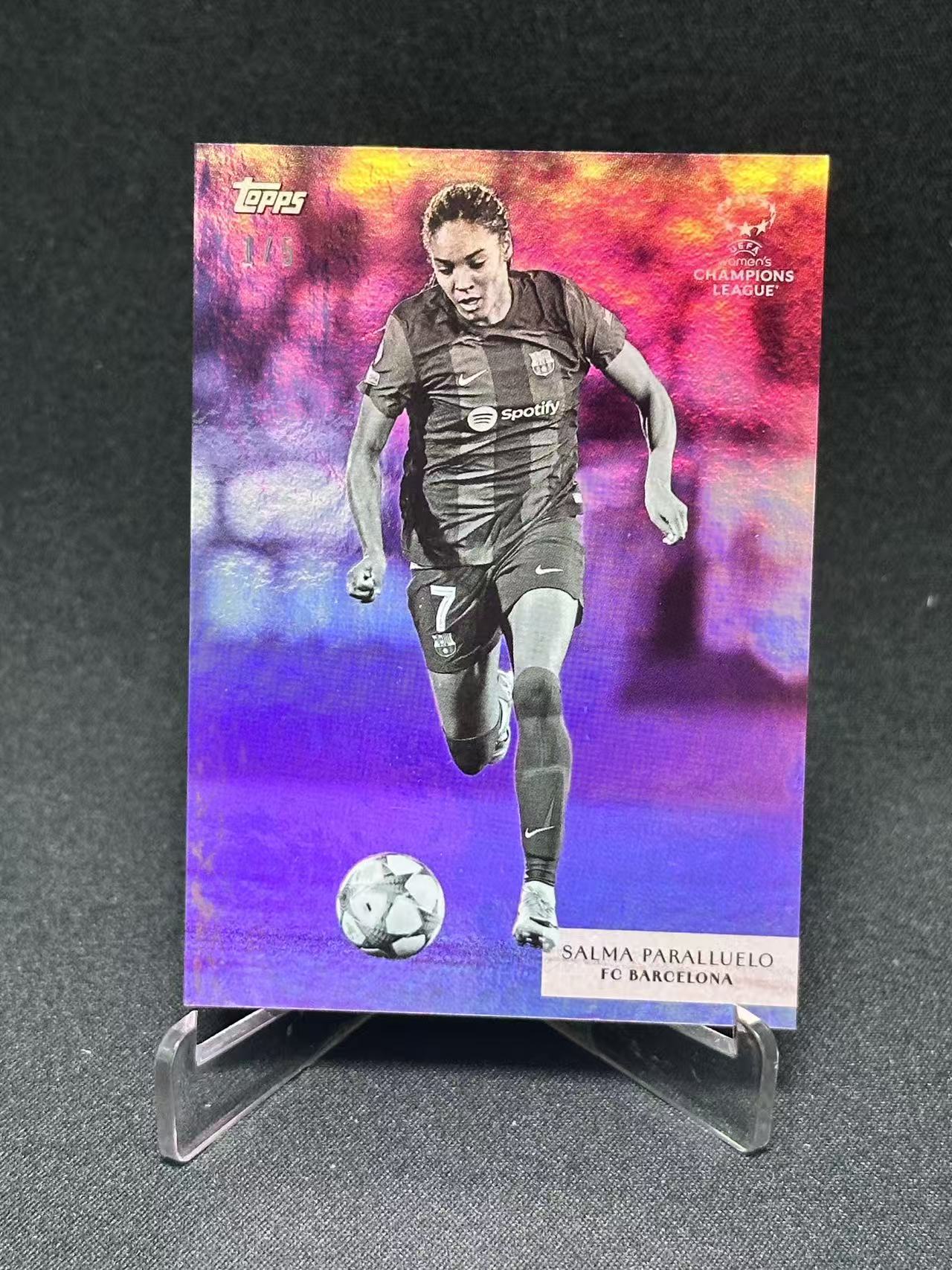 2024 Topps UEFA Champions League salma paralluelo 【哆哆卡社】萨尔玛·帕拉略洛 1/5首编 巴萨女足 紫折特卡 欧冠 收藏必入 卡品如图