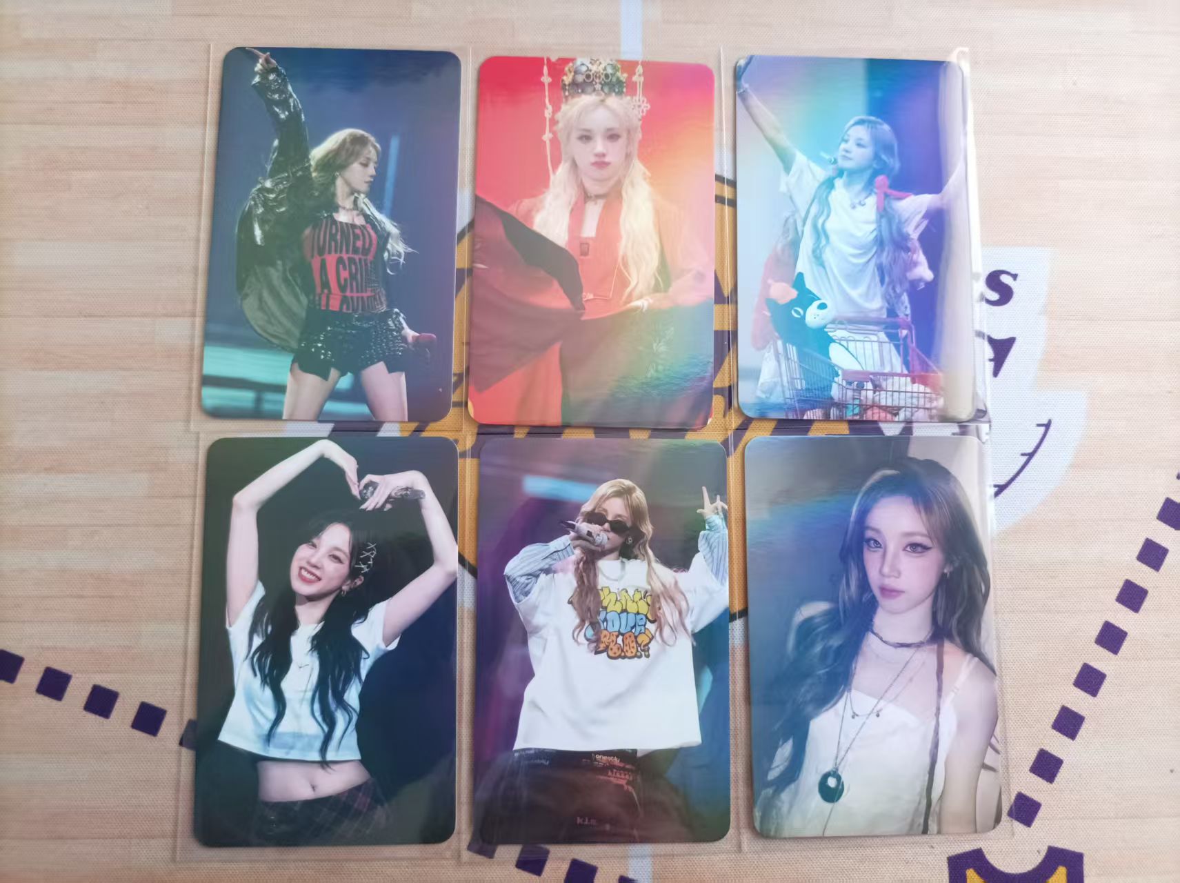 【日常代卖】偶像明星艺人【日本代购】宋雨琦 镭射小卡 折射 实卡超好看绝版稀有车模明星妹卡 卡品如图 收藏必备