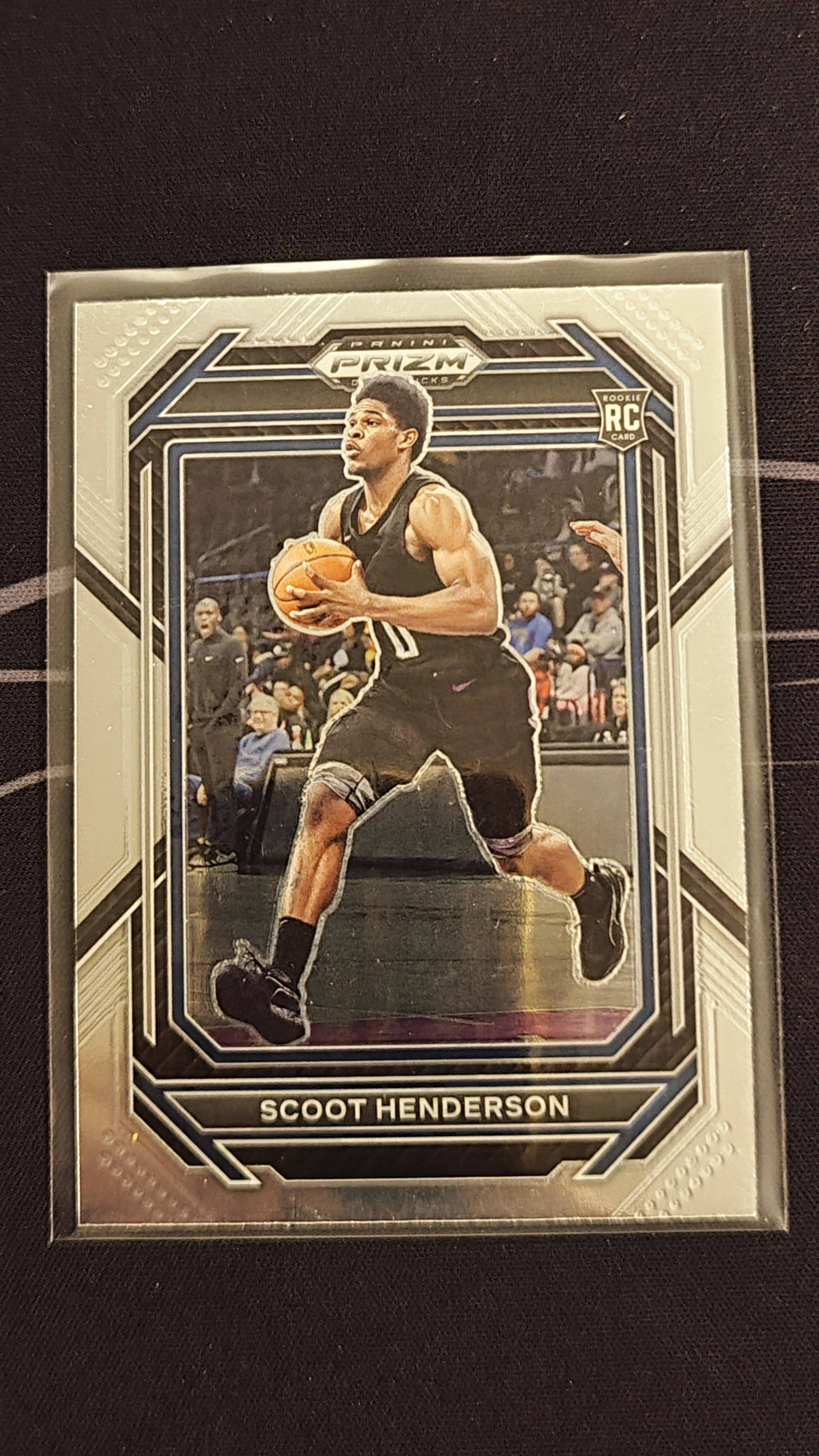 2023 Panini Prizm Draft Picks Scoot Henderson RC PZ大学系列 斯库特 亨德森 开拓者探花秀 大学选图 收藏必备 #24 卡如图