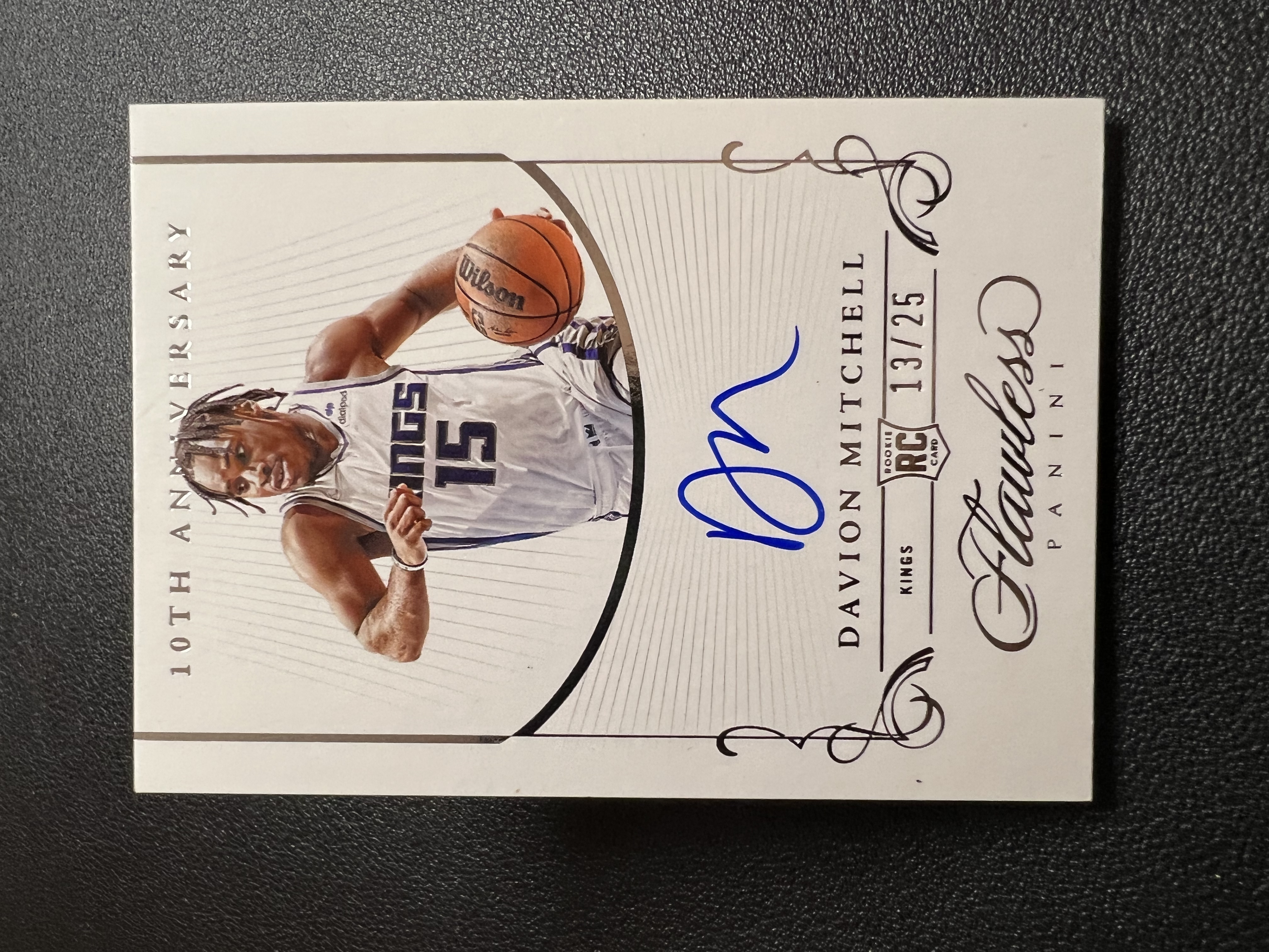 2021-22 Panini Flawless Davion Mitchell RC 【星佑代卖】手提 国王 新秀 戴维恩 米切尔 签字 卡签 25编 收藏必备