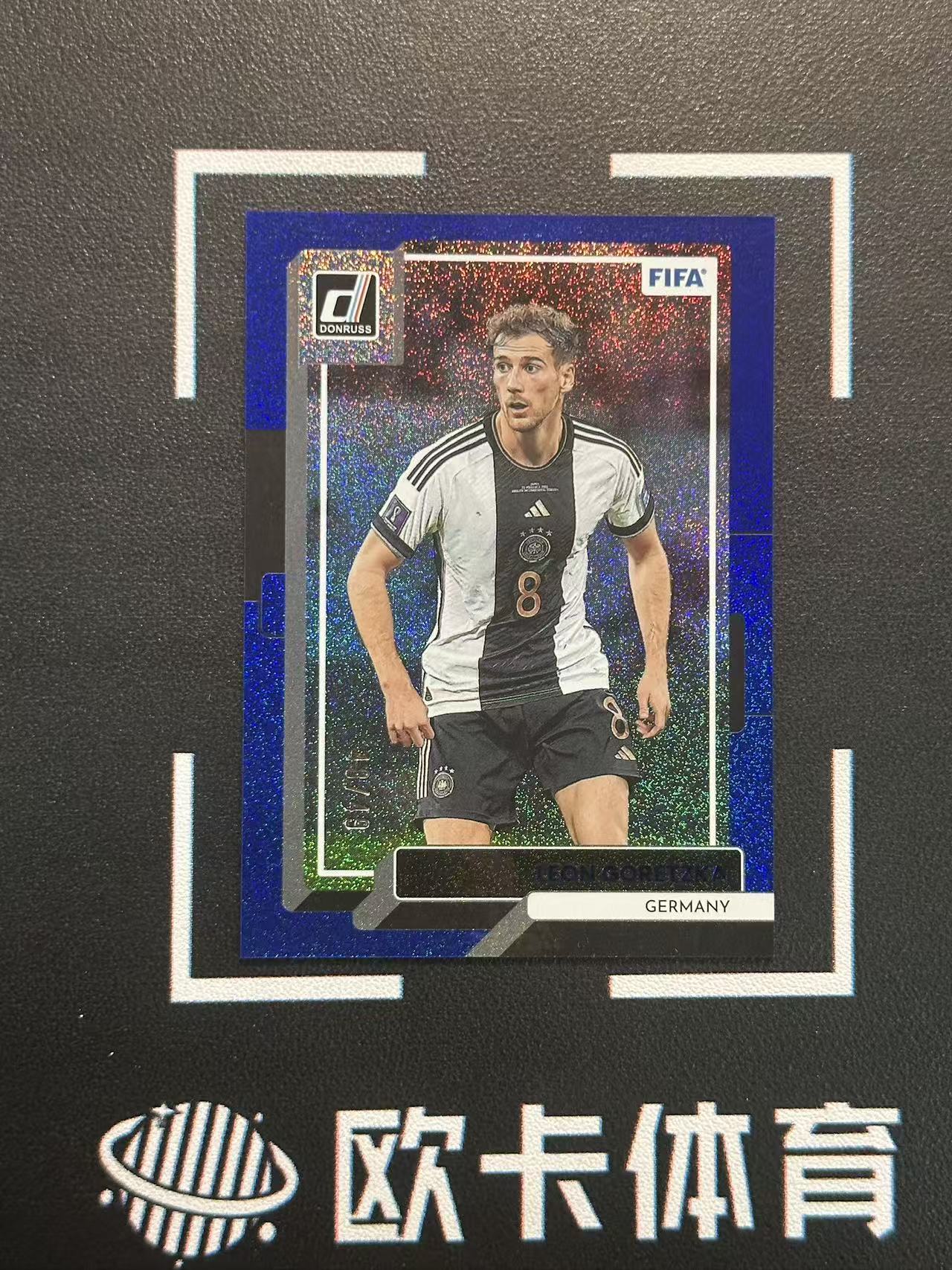 2022-23 Panini Donruss Leon Goretzka 【欧卡体育】杜蕾斯 d版 格雷茨卡 49编 蓝平行 德国 拜仁 卡品如图(DoubleX)