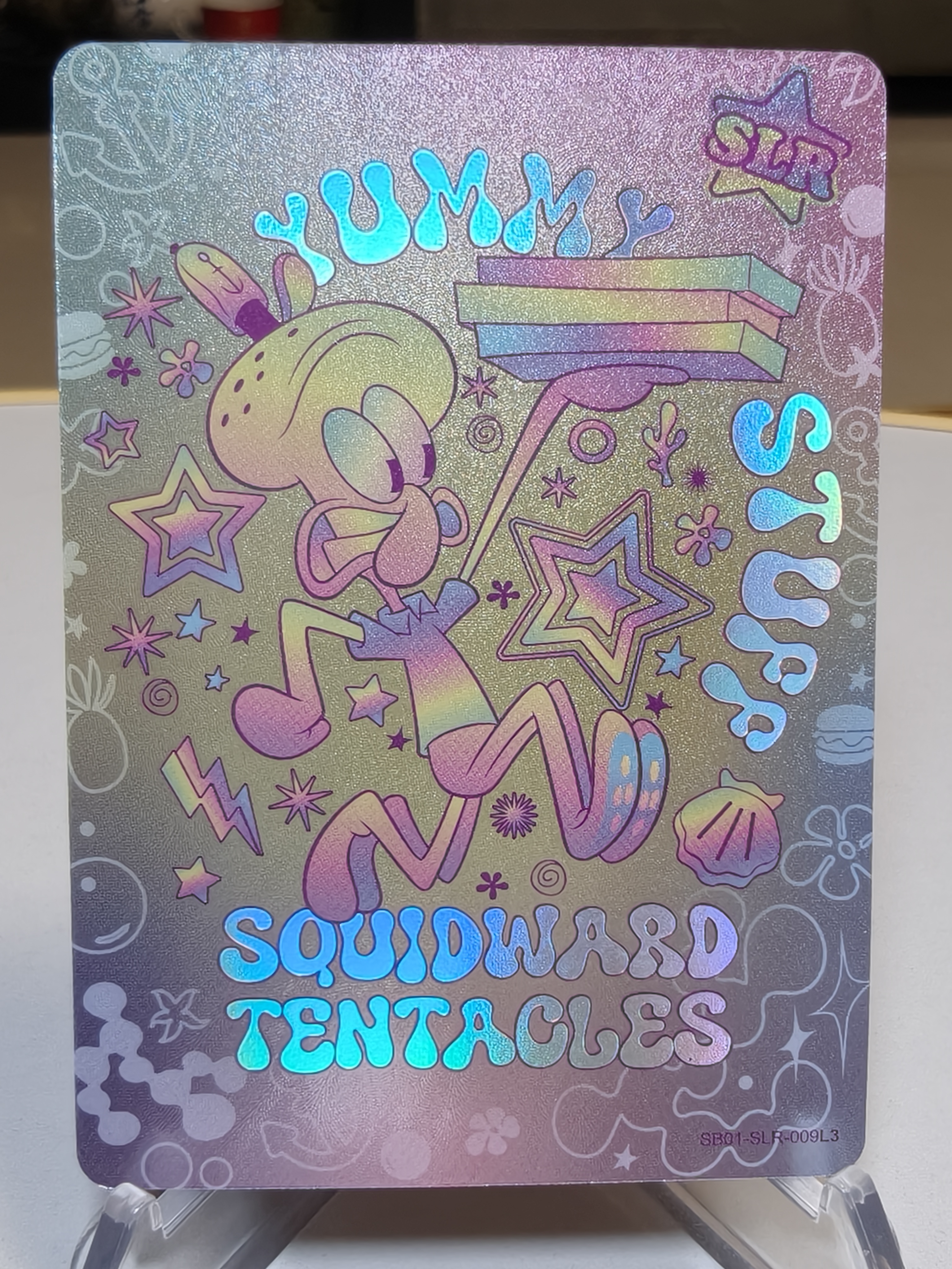 卡游 海绵宝宝典藏包 梦起初章 SLR周年炫彩卡 章鱼哥 默认通行品相 细节如图 凑套 收藏必备【拍前务必看描述】