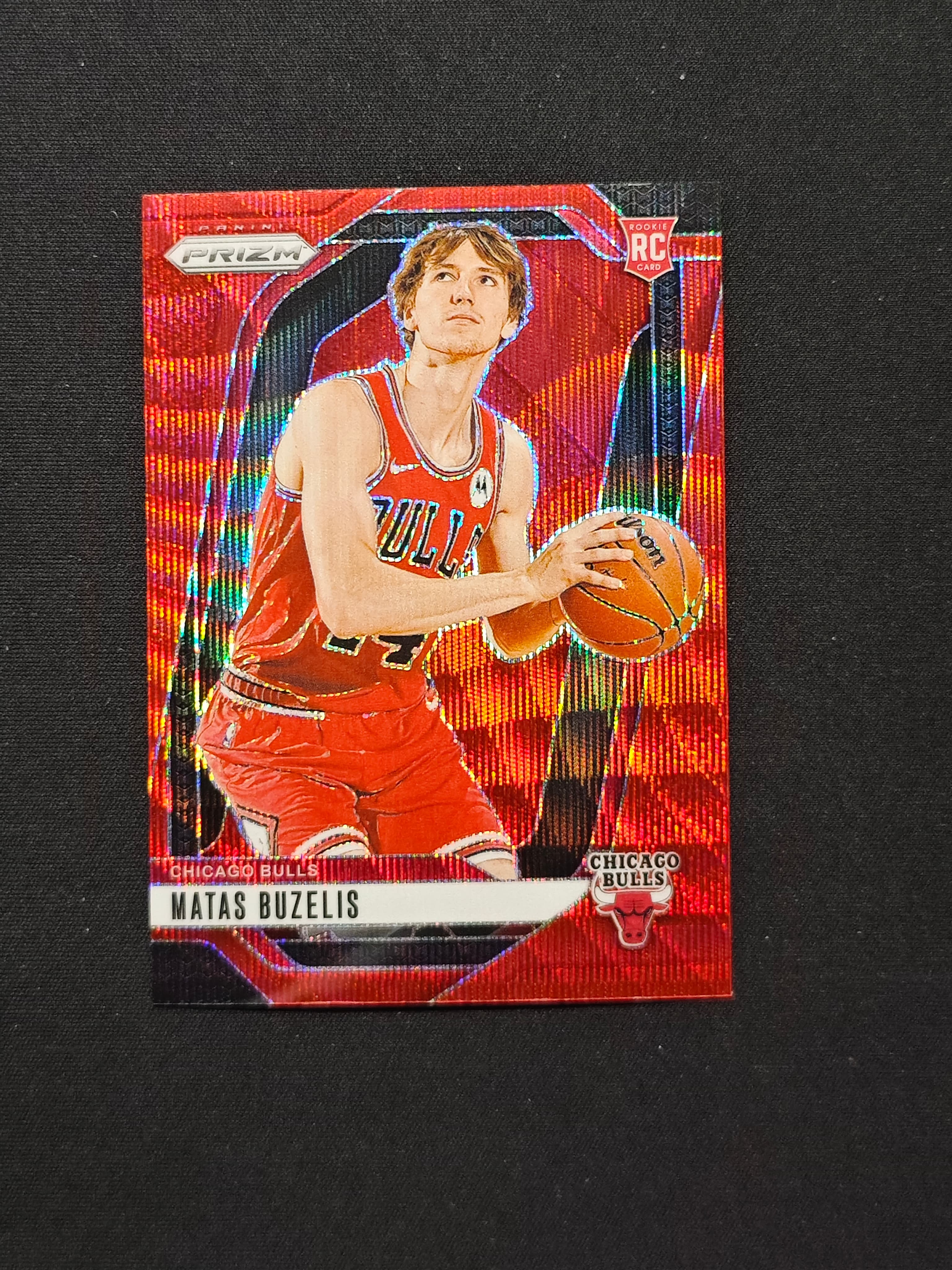 2024-25 Panini Prizm Matas Buzelis RC 【芒果拍卖】pz 公牛 新秀 布泽利斯 红波纹折 #1118海哥2