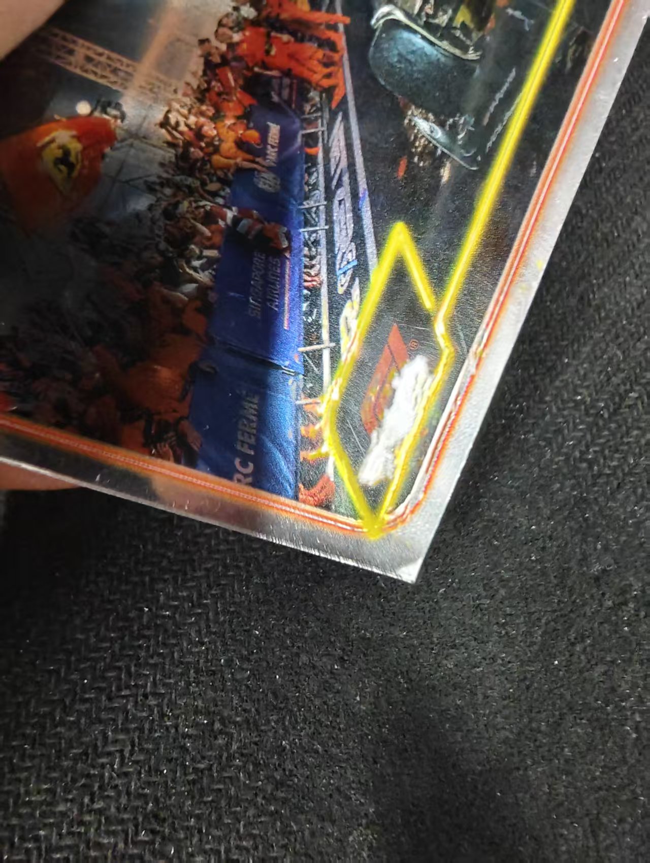 2024 Topps Chrome Carlos Sainz 卡洛斯 赛恩斯 法拉利车队 F1 划痕 边角瑕疵 #173