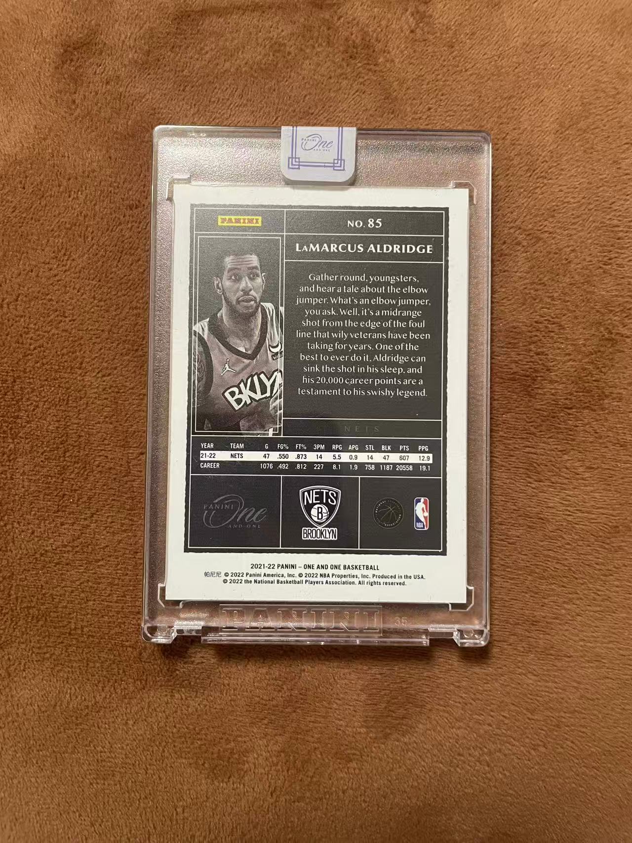2021-22 Panini One and One LaMarcus Aldridge 马刺 拉玛库斯 阿尔德里奇 阿德 one系列 蓝平行 30编 原封砖 彩虹折射同版凑套在拍 专收必备【z】