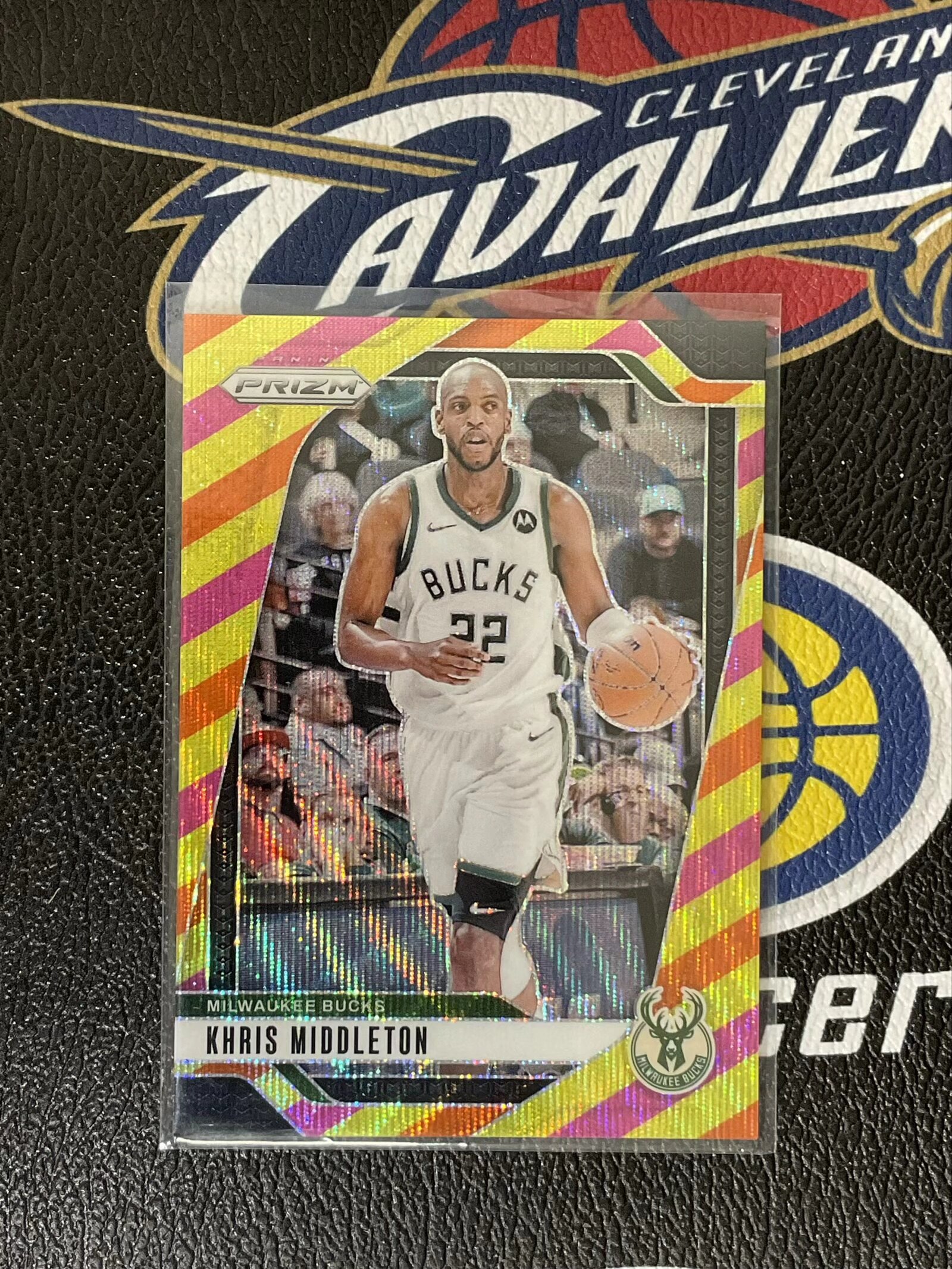 【大树营免费代卖】米德尔顿 三色 红金粉 发廊 88编 Khris Middleton 雄鹿 pz 全明星水平 收藏必备 卡品如图 瑕疵如图 #侯斌11.24