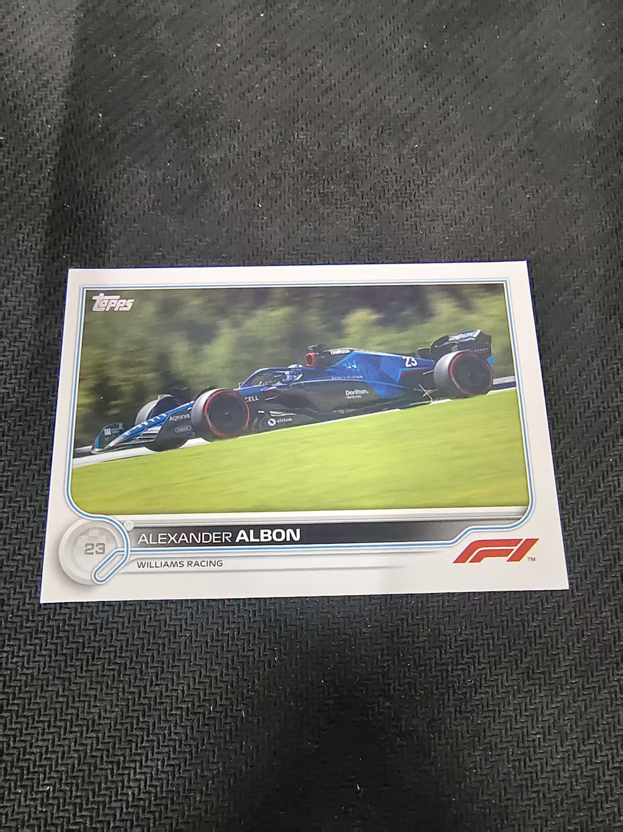 【汽水拍卖】2022 Topps Chrome F1 Alexander Albon 亚历山大 阿尔本 划痕 边角瑕疵 @124