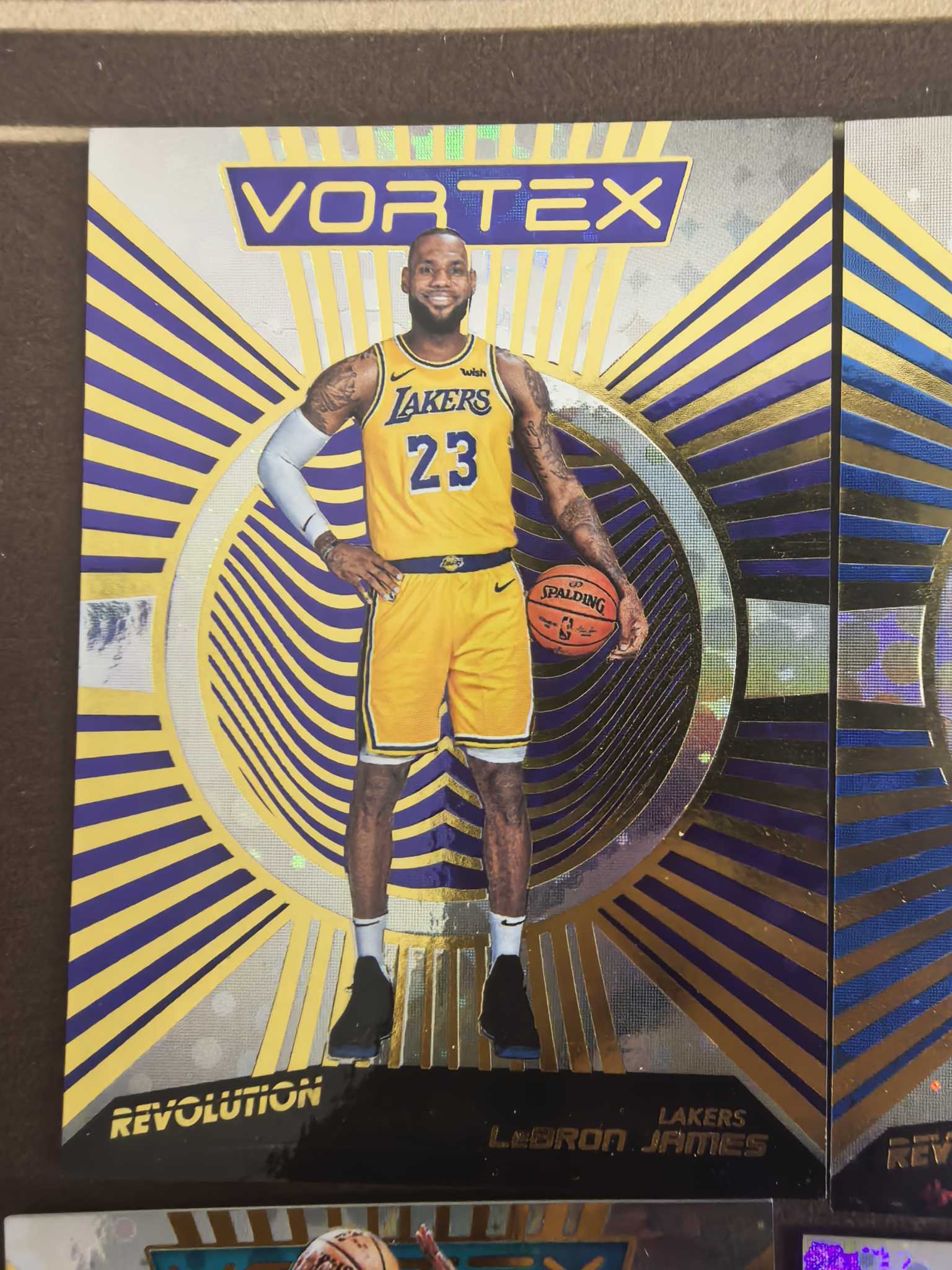 【套卡王】2018-19 革命系列 vortex特卡 全套35张齐 詹姆斯 库里 字母哥 杜兰特 哈登 浓眉 塔图姆 诺维斯基等 实卡很闪 很漂亮 少见 不保每张完美品 介意勿拍(不累计)