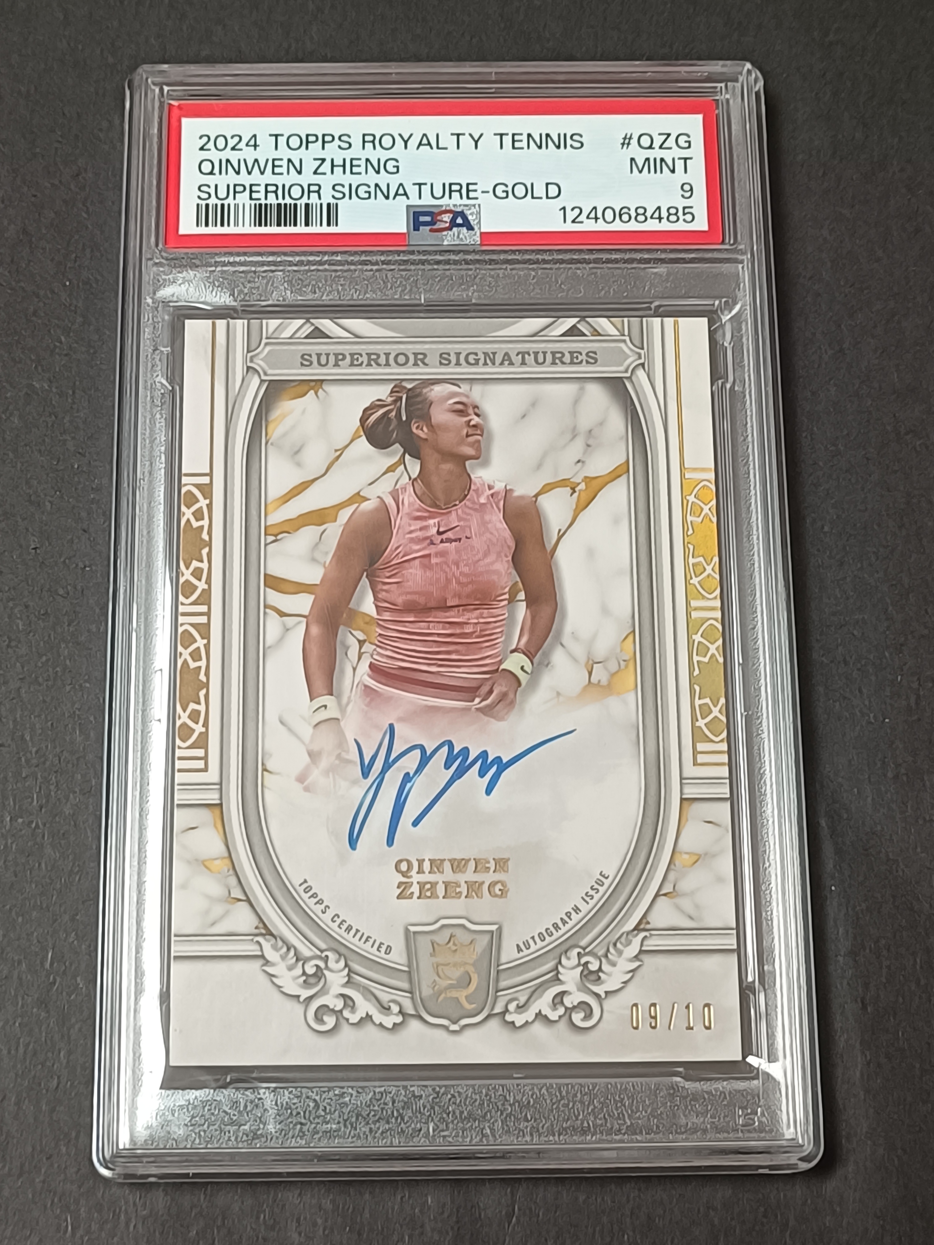 2024 Topps Royalty QINWEN ZHENG 网球 王权系列 中国骄傲 郑钦文 10编 签字 卡签 奥运会女单冠军 创造历史的球员 psa评级 专收必备