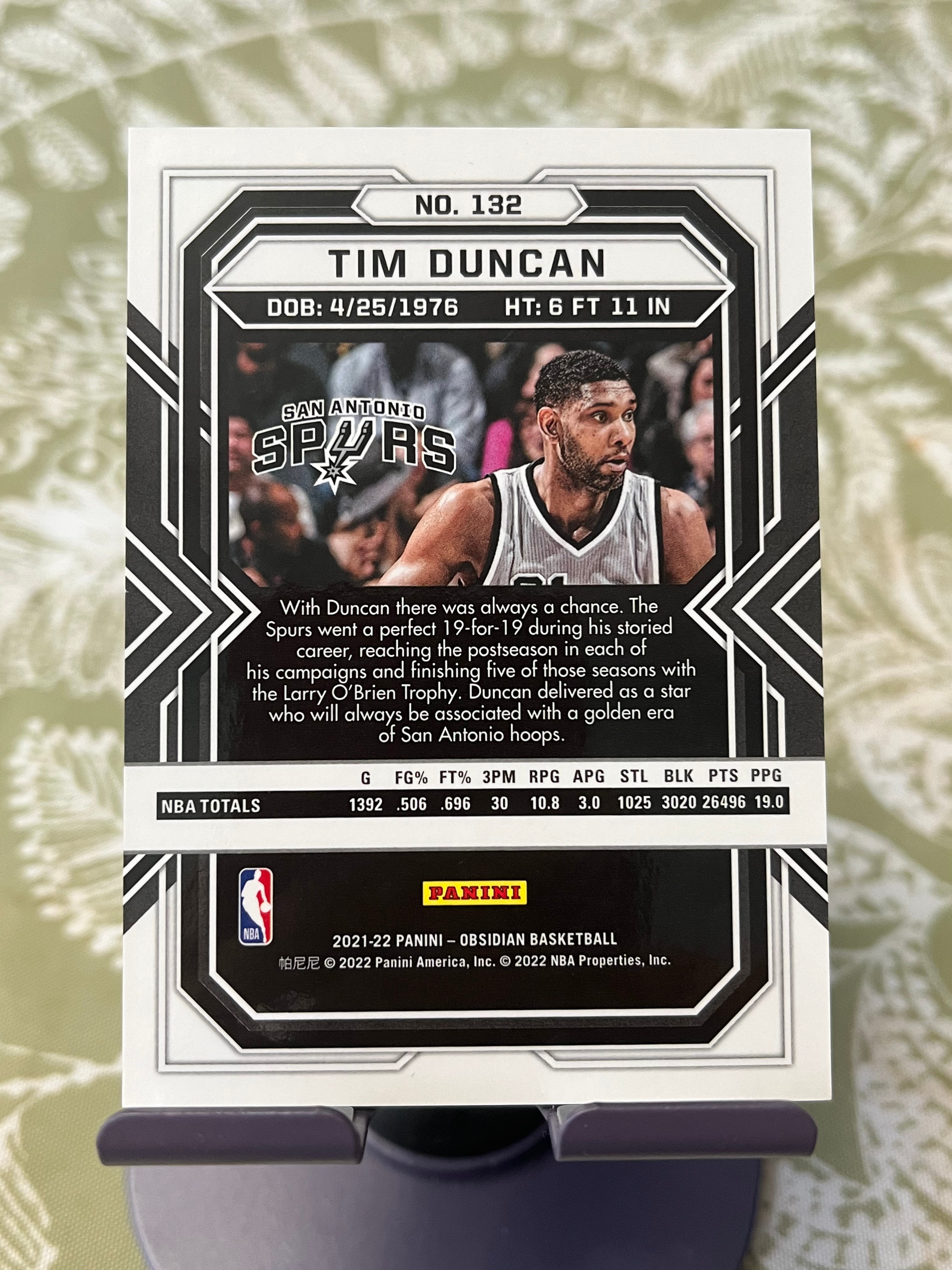 2021-22 Panini Obsidian Tim Duncan 蒂姆 邓肯 石佛 马刺【折射 脉冲折 黑曜石系列】【边角瑕疵如图 介意勿拍】#1157
