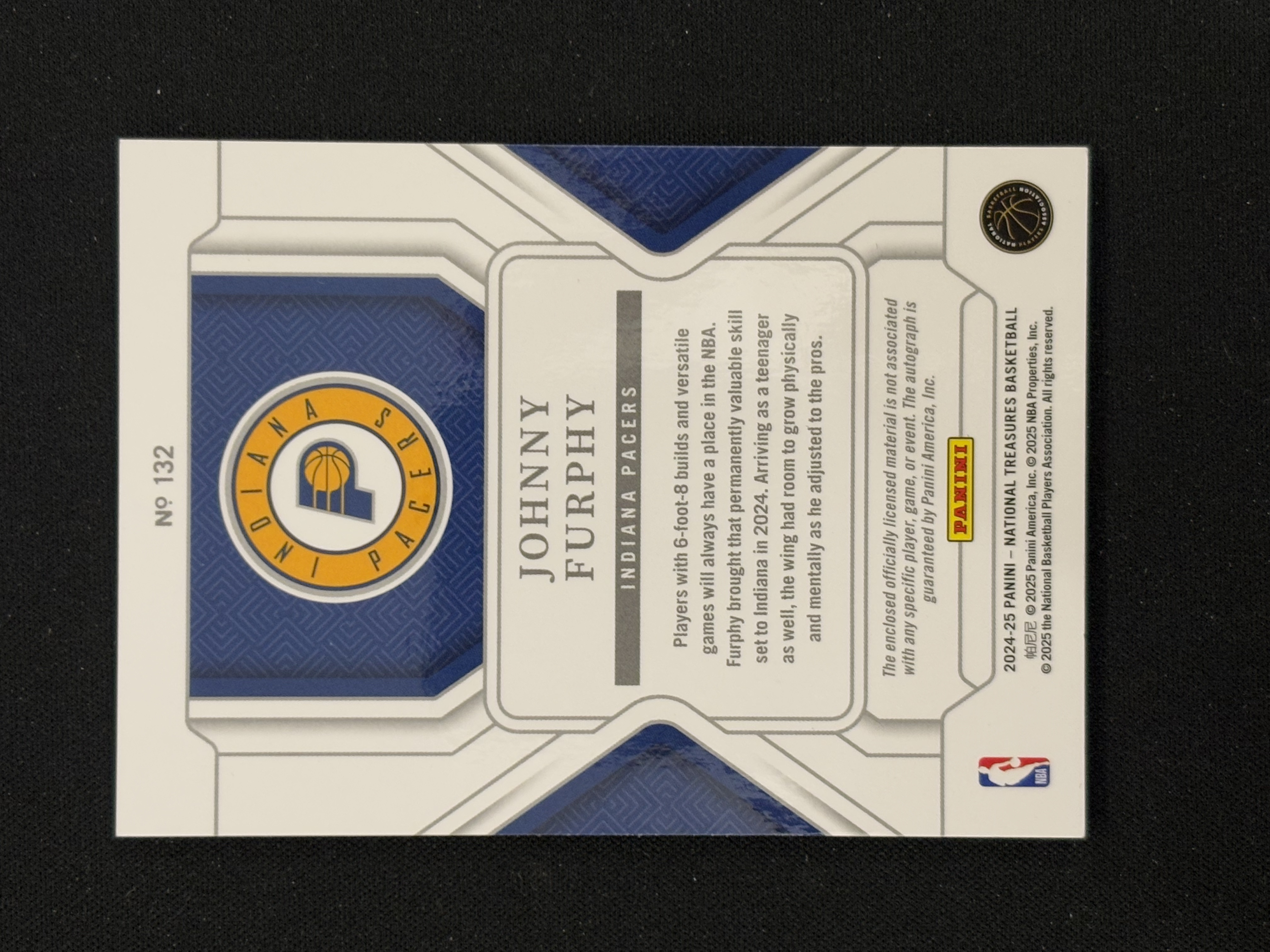 2024-25 Panini National Treasures Johnny Furphy RC 国宝 约翰尼 弗菲 新秀 球衣物料切割 卡签 /99编 - 红豆