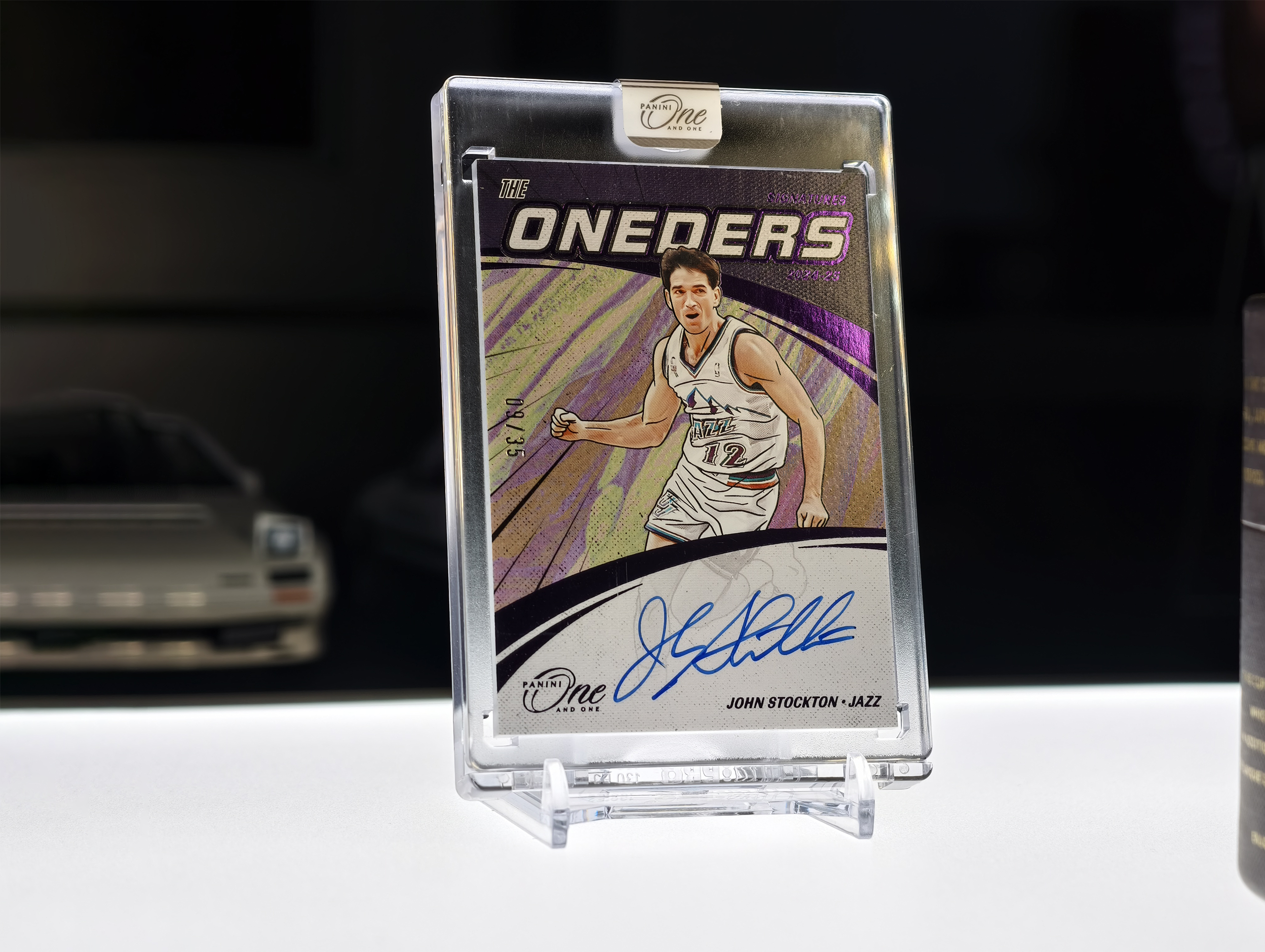 2024-25 Panini One and One John Stockton OAO 爵士 约翰 斯托克顿 35编 签字 卡签 漫画签 好老头 the oneders