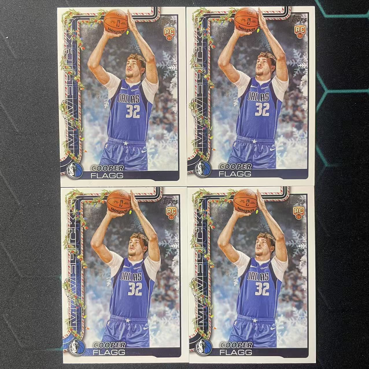 2025 Topps Flagship Cooper Flagg RC 【阿福代卖】库珀 弗拉格 独行侠 新秀 圣诞装饰 假日独占 lot 打包 收藏必备 (行行行)