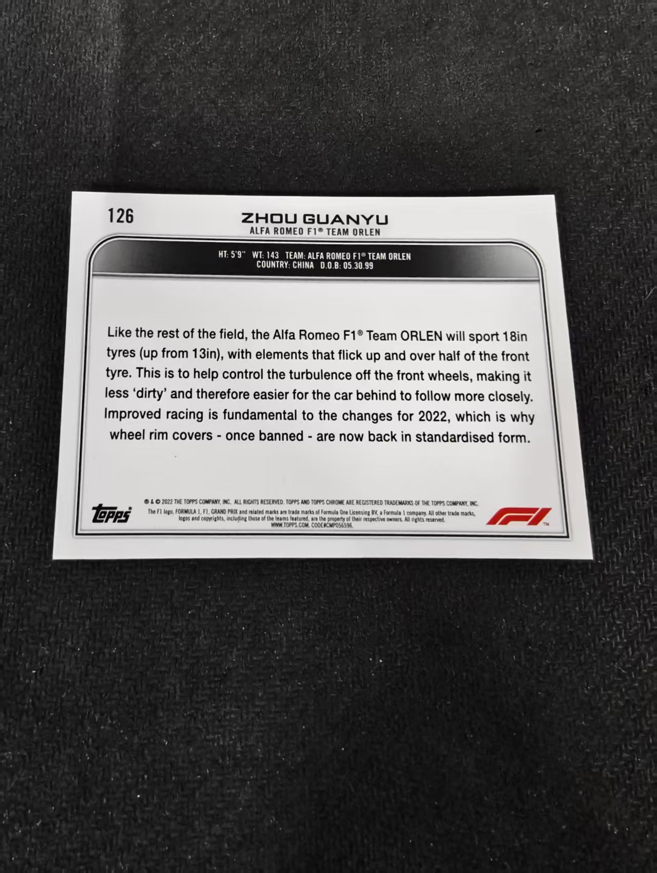 2022 Topps Chrome F1 Guanyu Zhou RC 周冠宇 新秀 阿尔法罗密欧 划痕 边角瑕疵#126