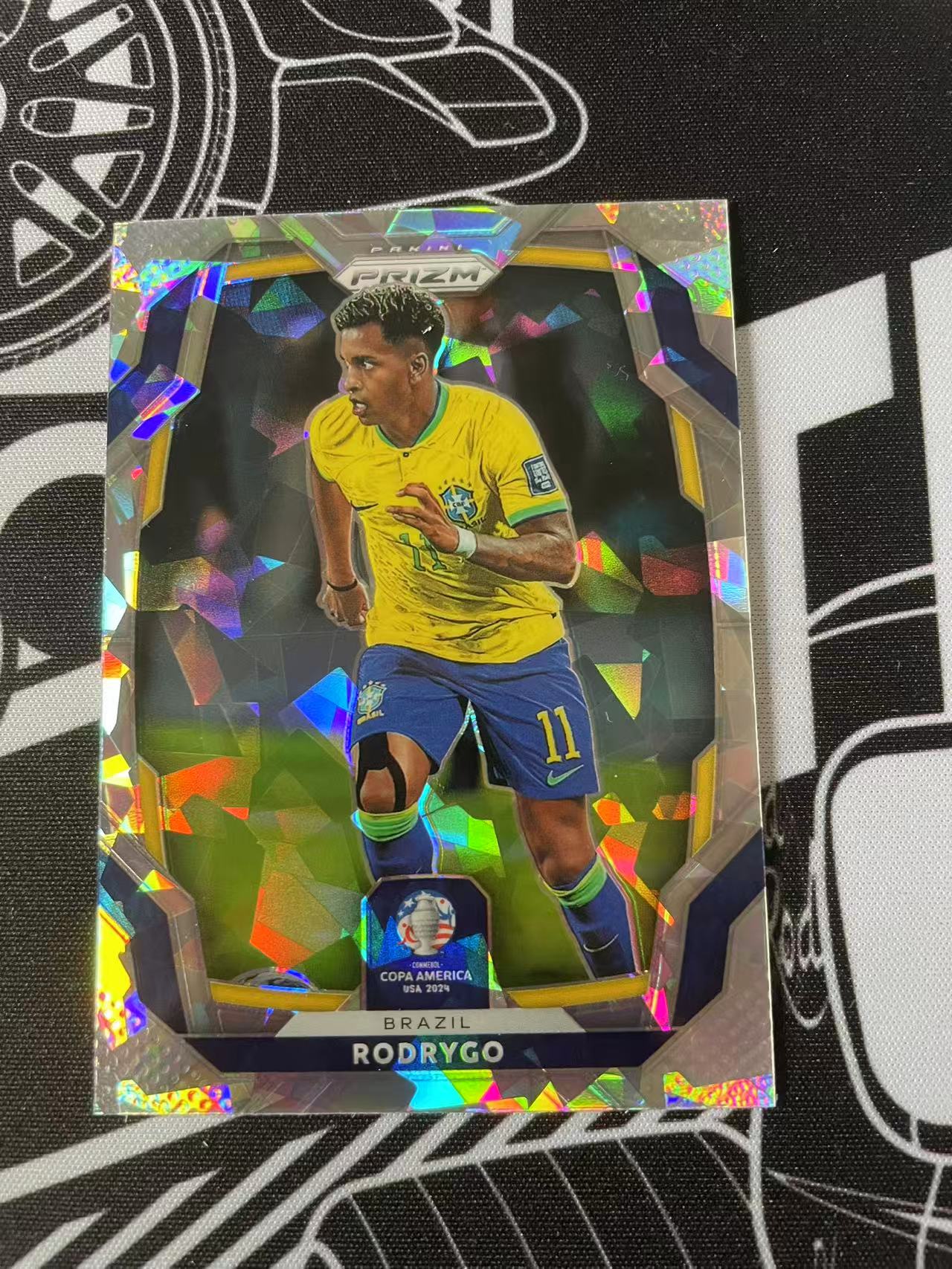 2024 Panini Prizm Copa America Rodrygo 元年 帕尼尼 美洲杯 PZ 巴西 罗德里戈 白碎冰折 折射 皇马 皇家马德里 卡品如图 凑套必备