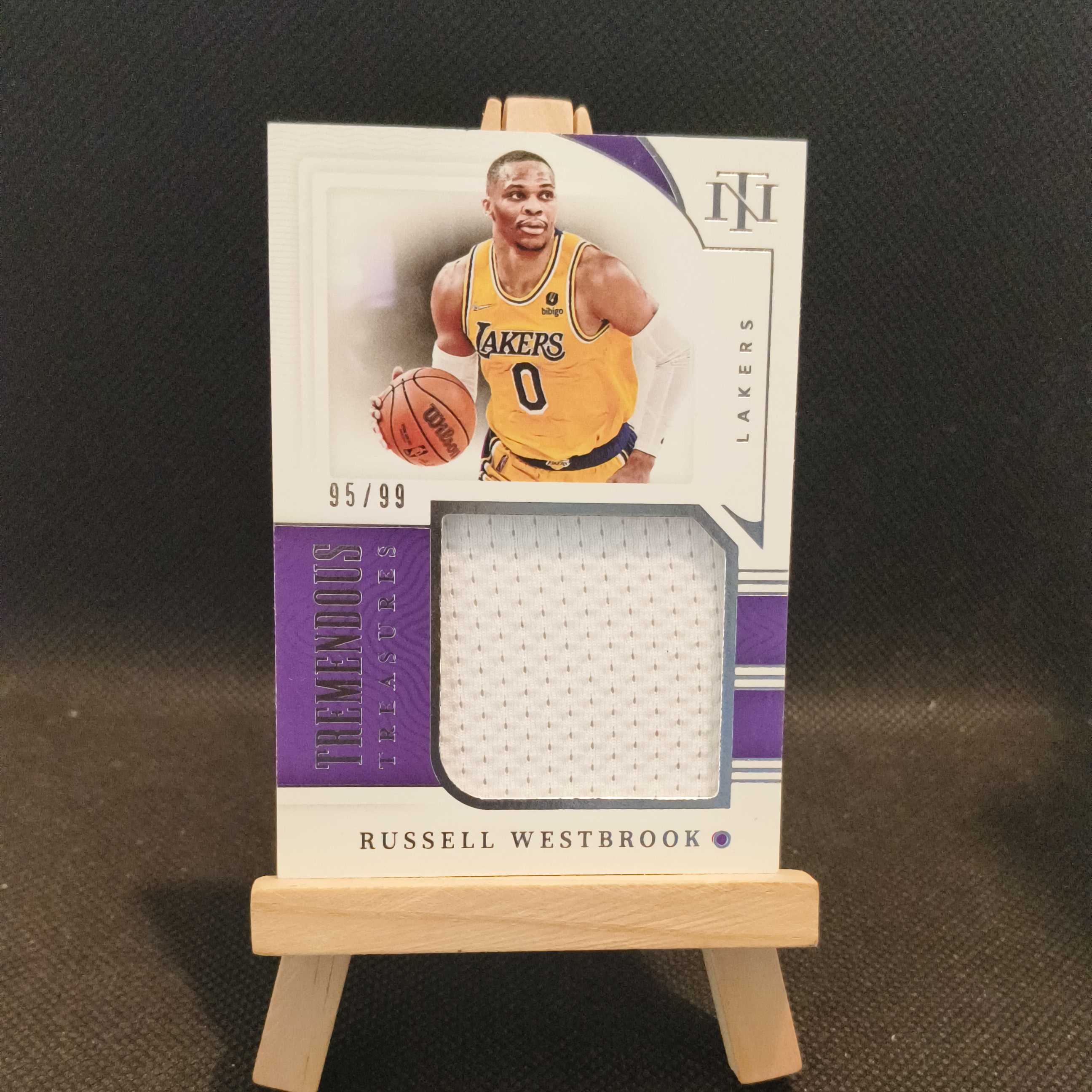 2021-22 Panini National Treasures Russell Westbrook 国宝 拉塞尔 威斯布鲁克 威少 湖人 大窗 球衣物料 99编 卡品如图 收藏必备