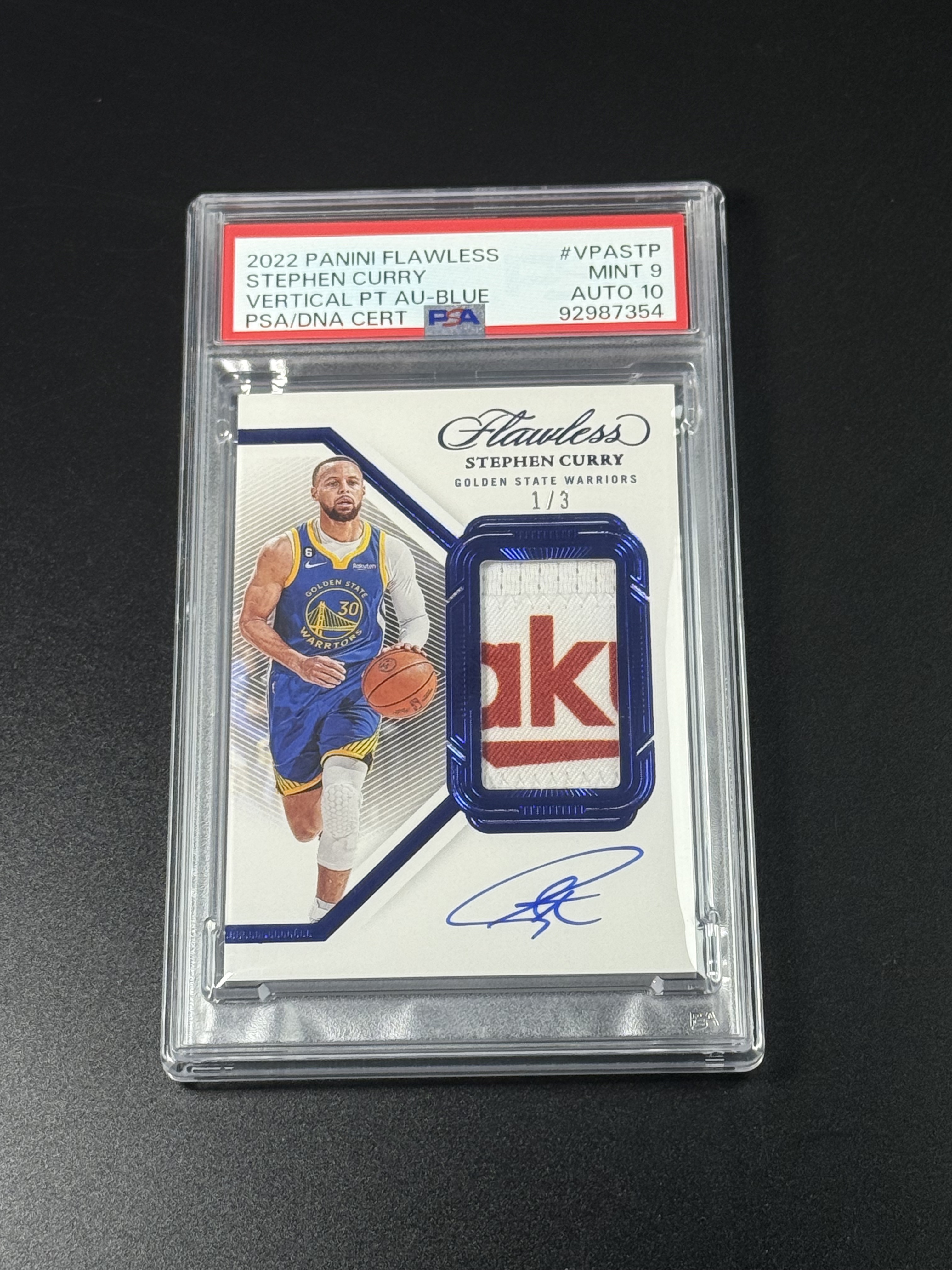【喷子拍卖】2022-23 Flawless Stephen Curry 手提 金州勇士 斯蒂芬 库里 patch 签字 3编 最有价VPA 蓝版 卡签 带背号 切复古球衣GU落场赞助商logo 大hit PSA9/10 POP1 津门大少