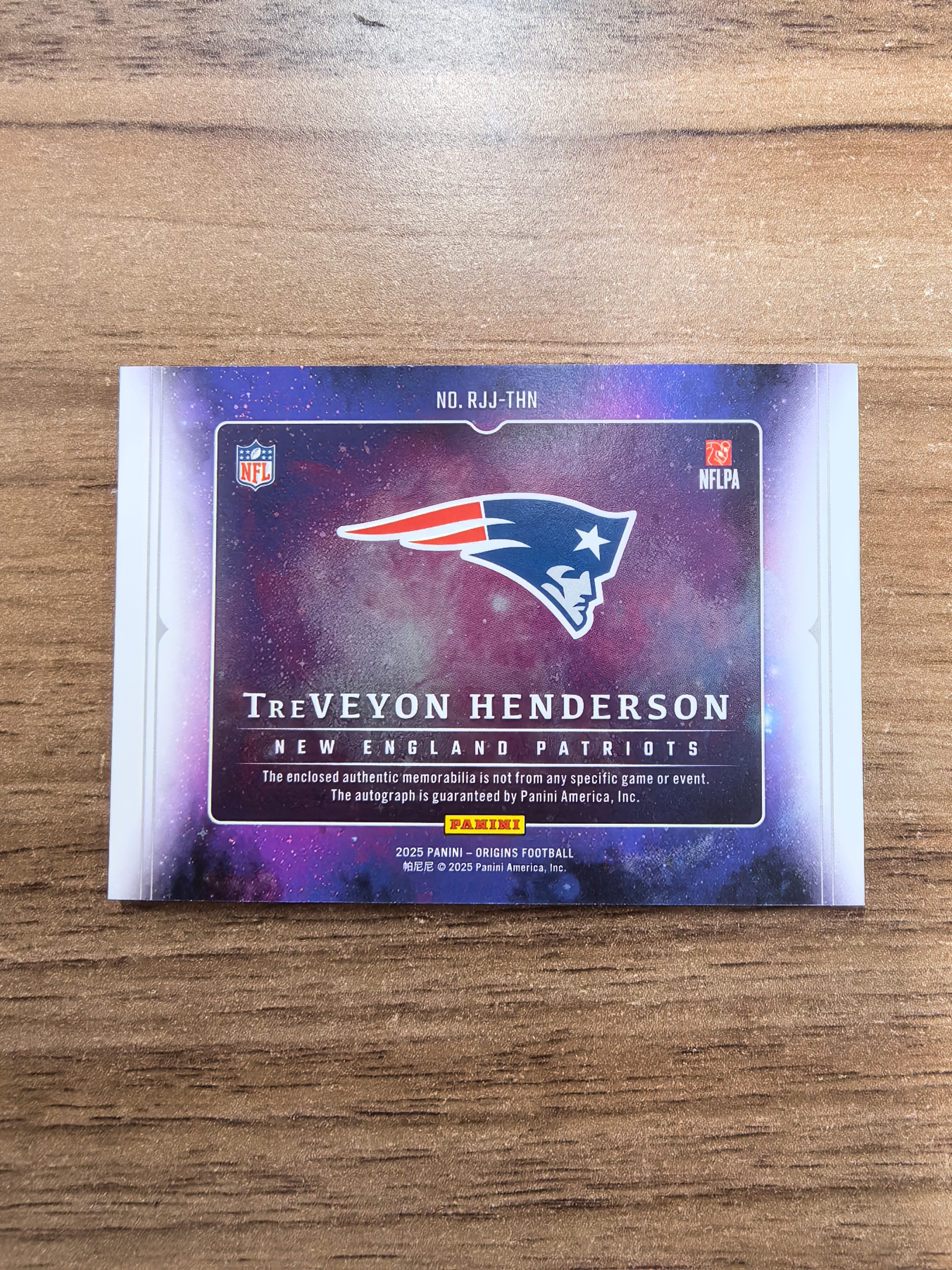 2025 Panini Origins TREVEYON HENDERSON RC 起源 橄榄球 特雷冯亨德森 新英格兰爱国者队 新秀 33/99编 签字 贴签 RPA 球衣暴力切割 卡品如图 流浪