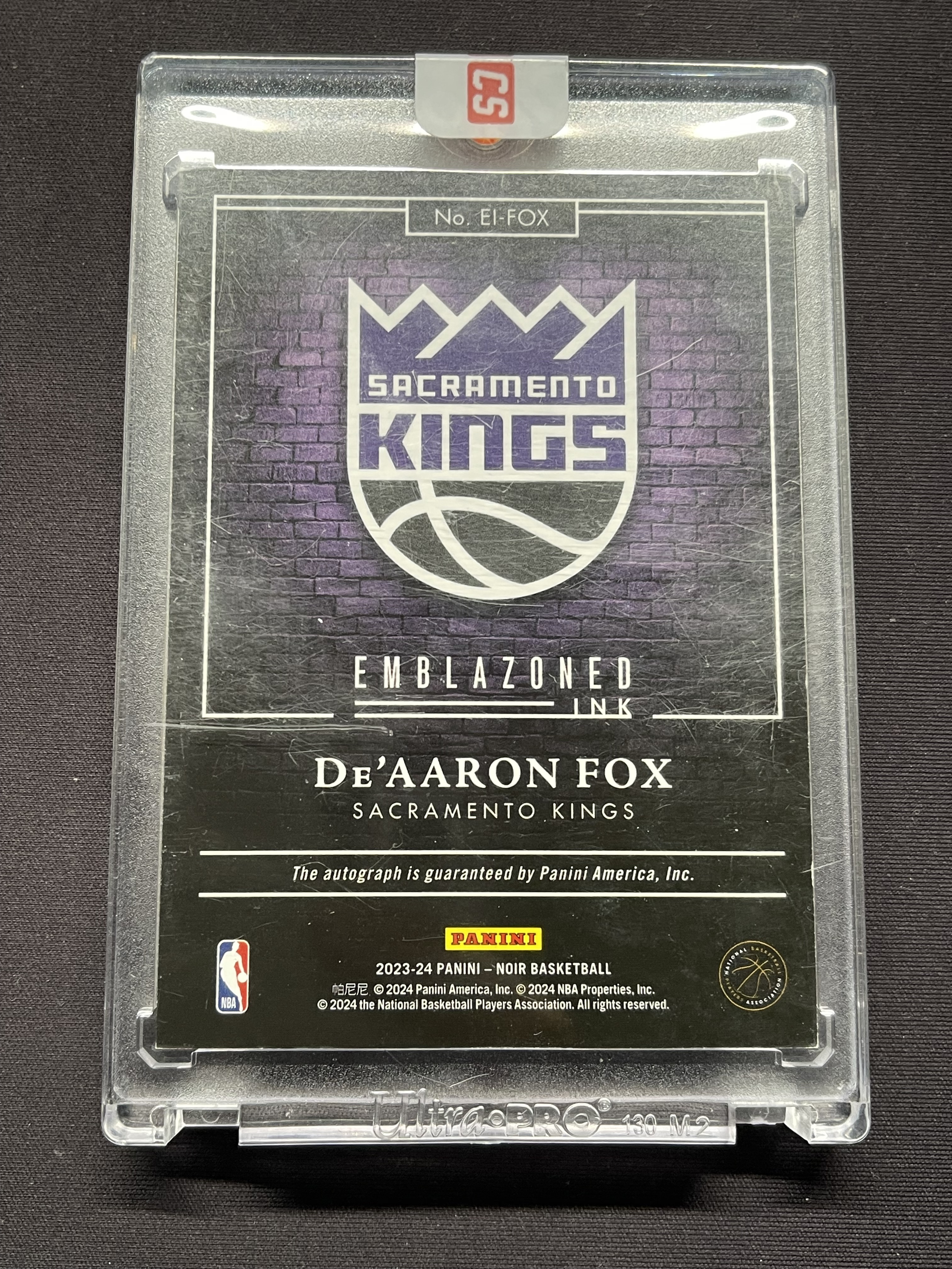 2023-24 Panini Noir De'Aaron Fox 国王 达龙福克斯 镜面 Emblazoned Ink 霓虹灯 签字卡签 45 ...