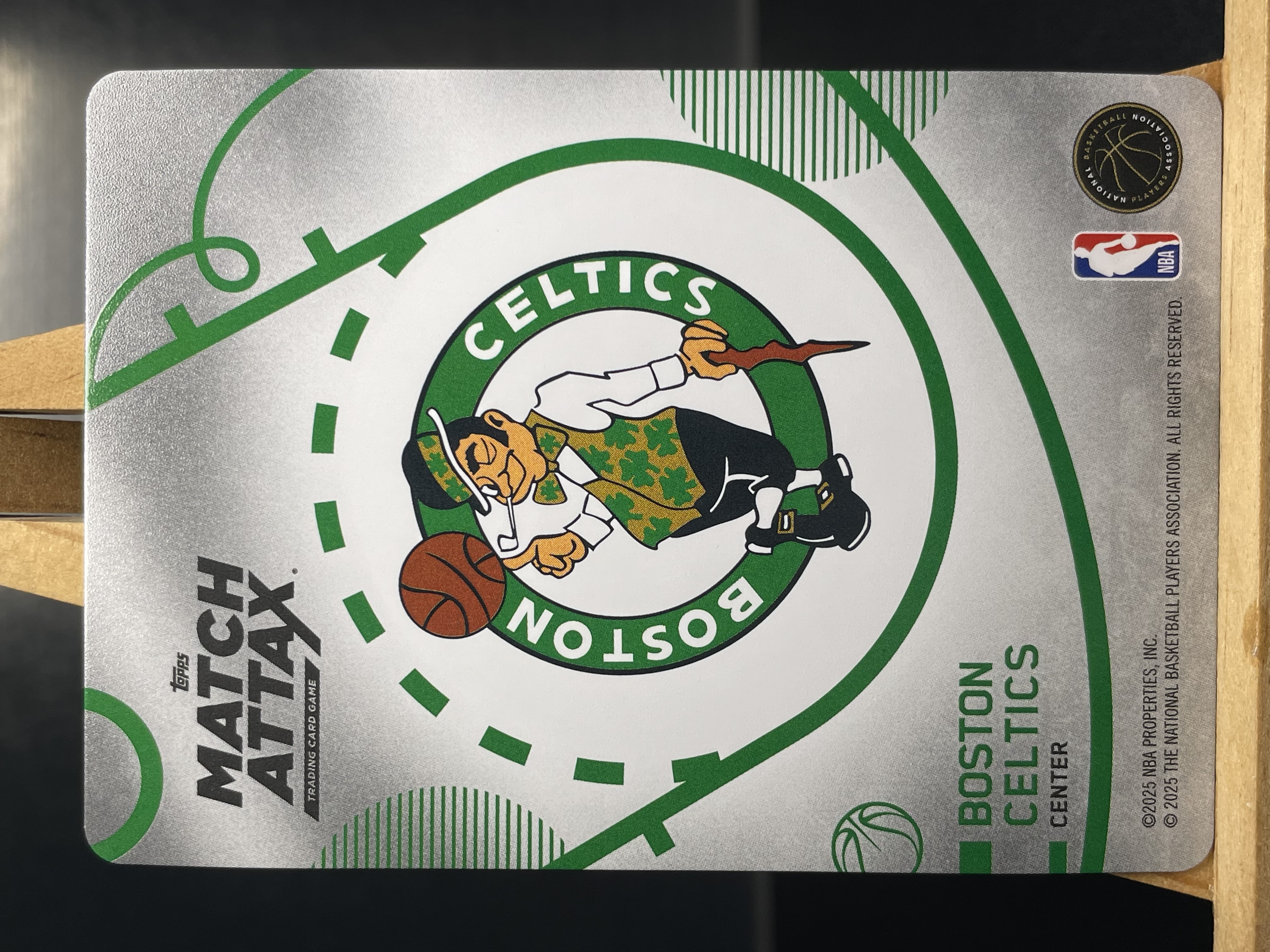 (A11) 2025 Topps 折射 克里斯塔普斯 波尔津吉斯 凯尔特人 近期大热球星 收藏凑套必备 卡品如图 !!!