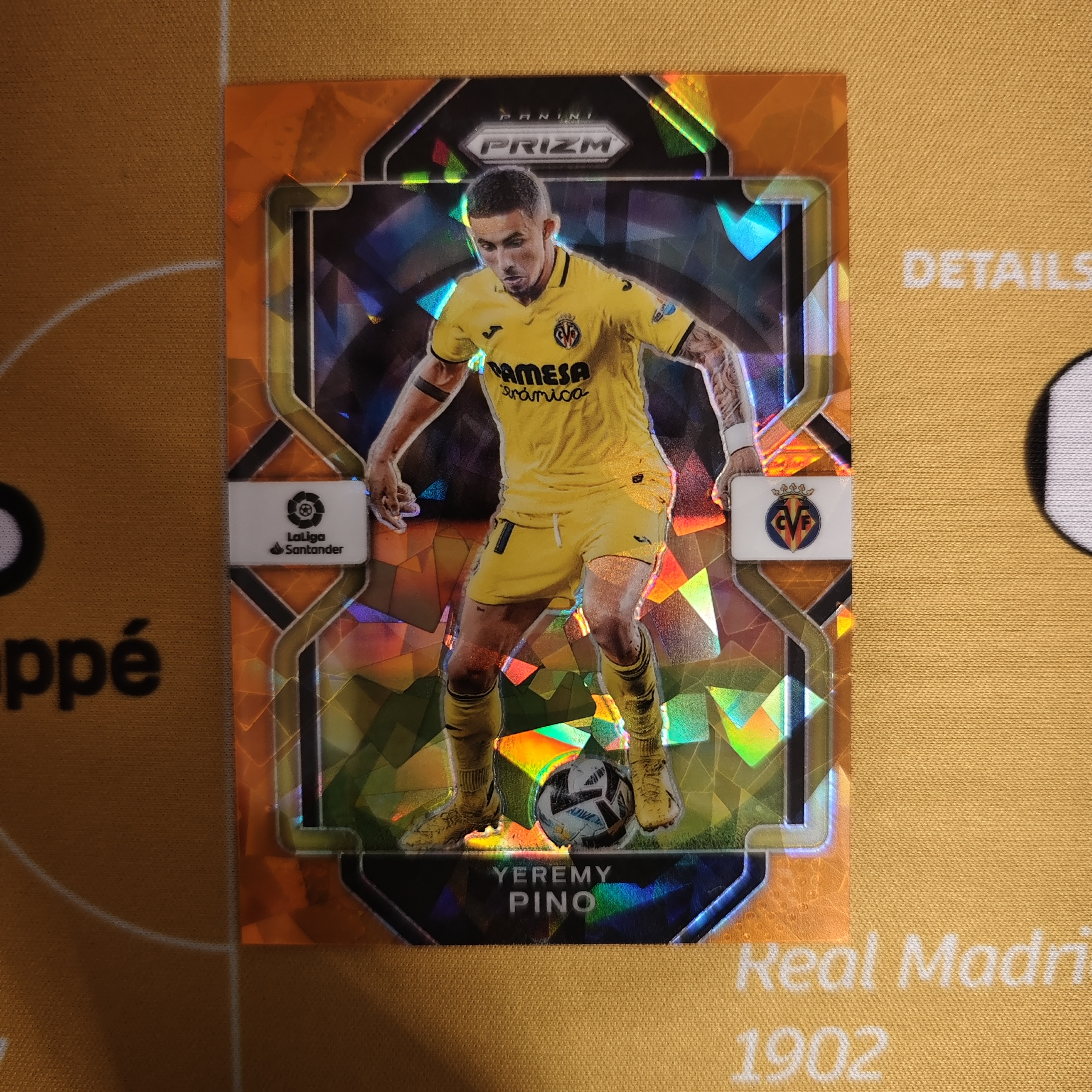 2022-23 Panini Prizm Yéremy Pino 耶雷米 皮诺 水晶宫 比利亚雷亚尔 西班牙 22/23橙碎冰 登录英超 表现亮眼 未来可期 通行卡品