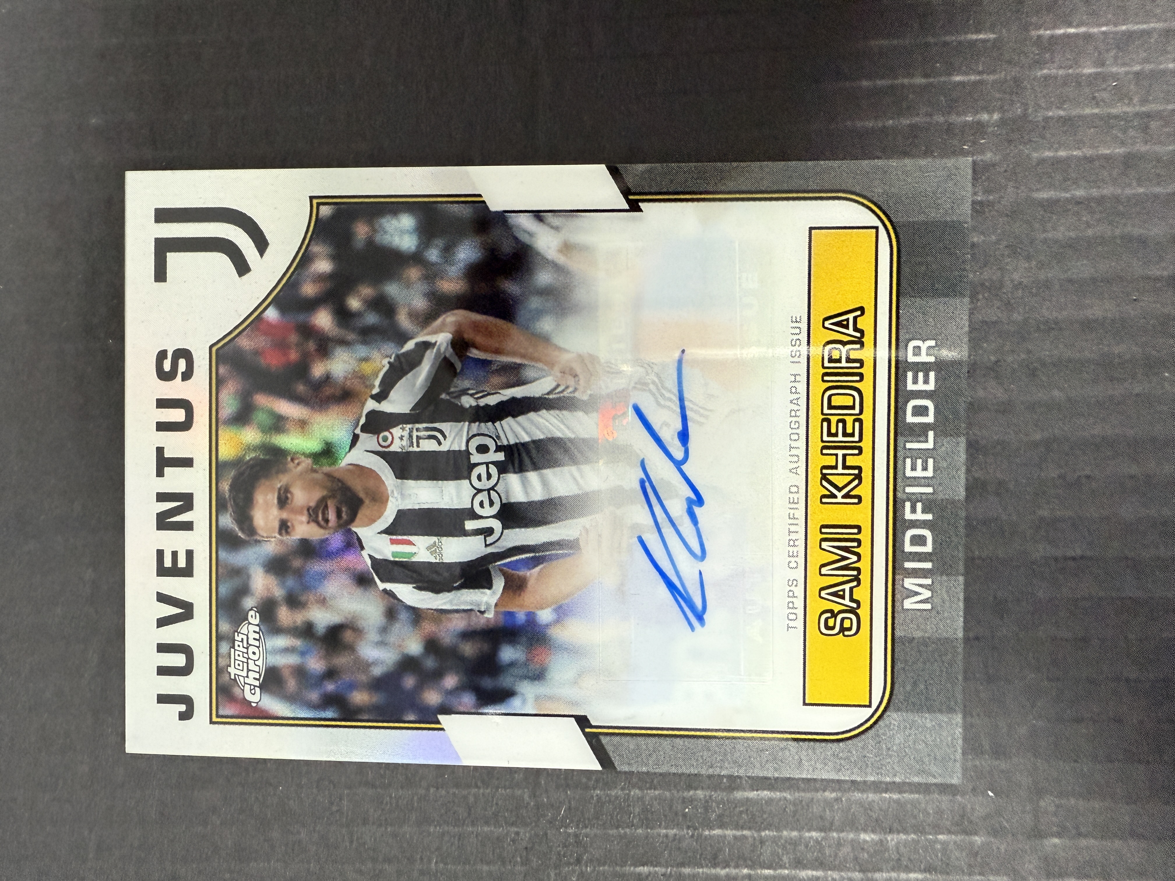 【GOAT山羊拍卖】D哥 2023-24赛季 topps chrome尤文图斯队盒系列 萨米·赫迪拉 银折签字 少见 尤文图斯 品相如图