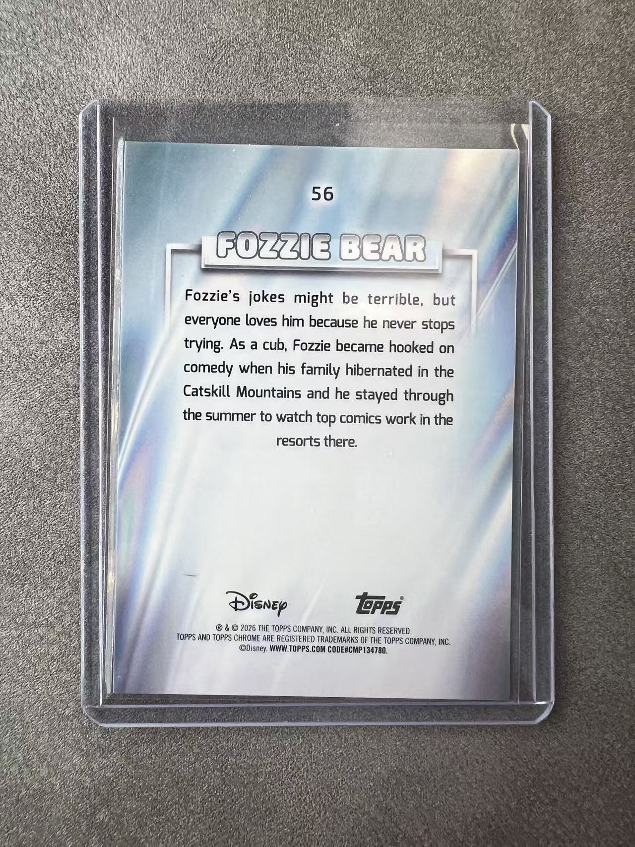 8170【330球星卡实体店代卖】2026 Topps Chrome 迪士尼 Disney 福滋熊 15/99编 绿波纹 FOZZIE BEAR(WWTY)