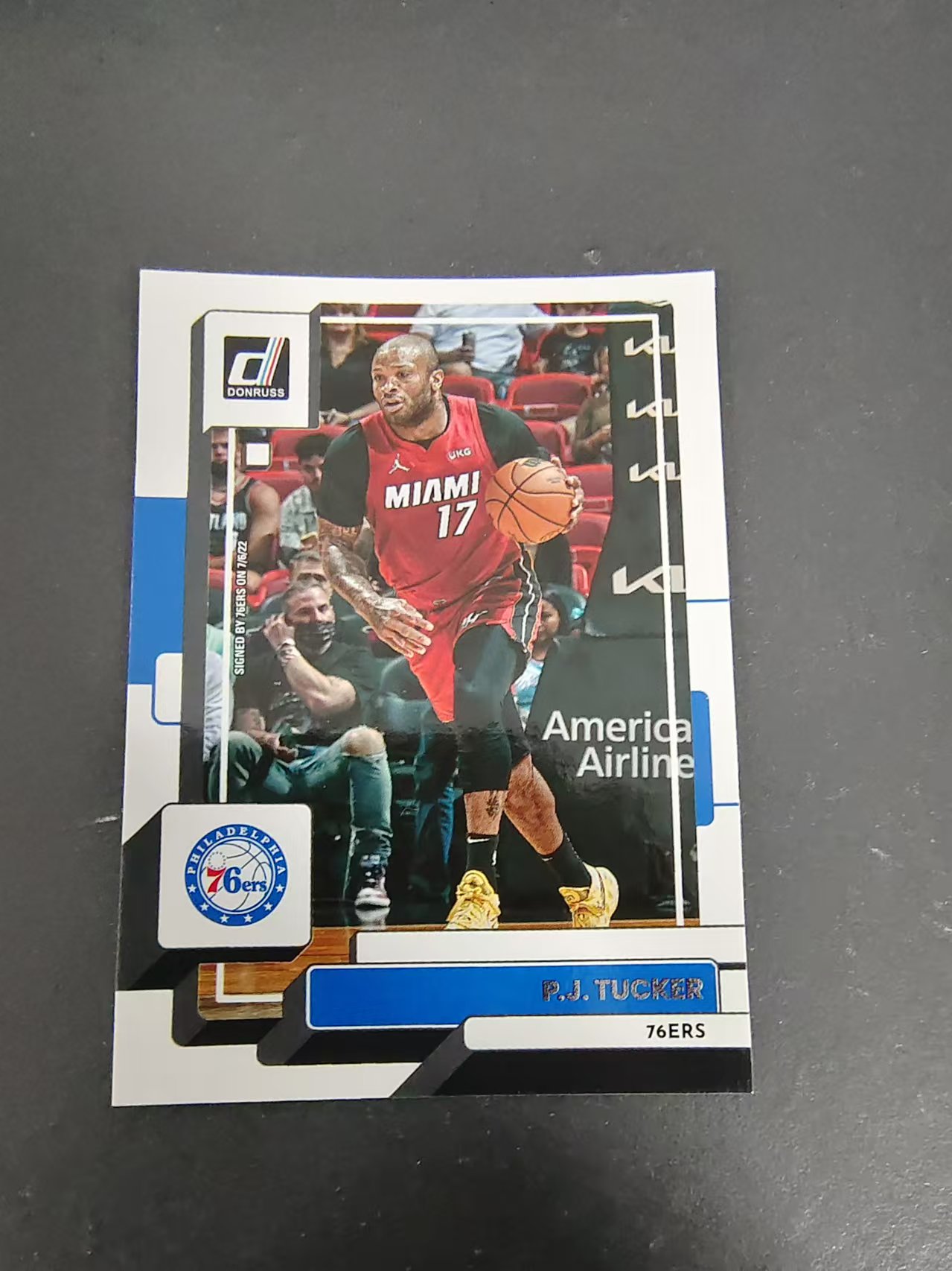 【可合并，不累计】2022-23 Panini Donruss P.J. Tucker 76人队 PJ塔克 杜蕾斯 边角微瑕 #190