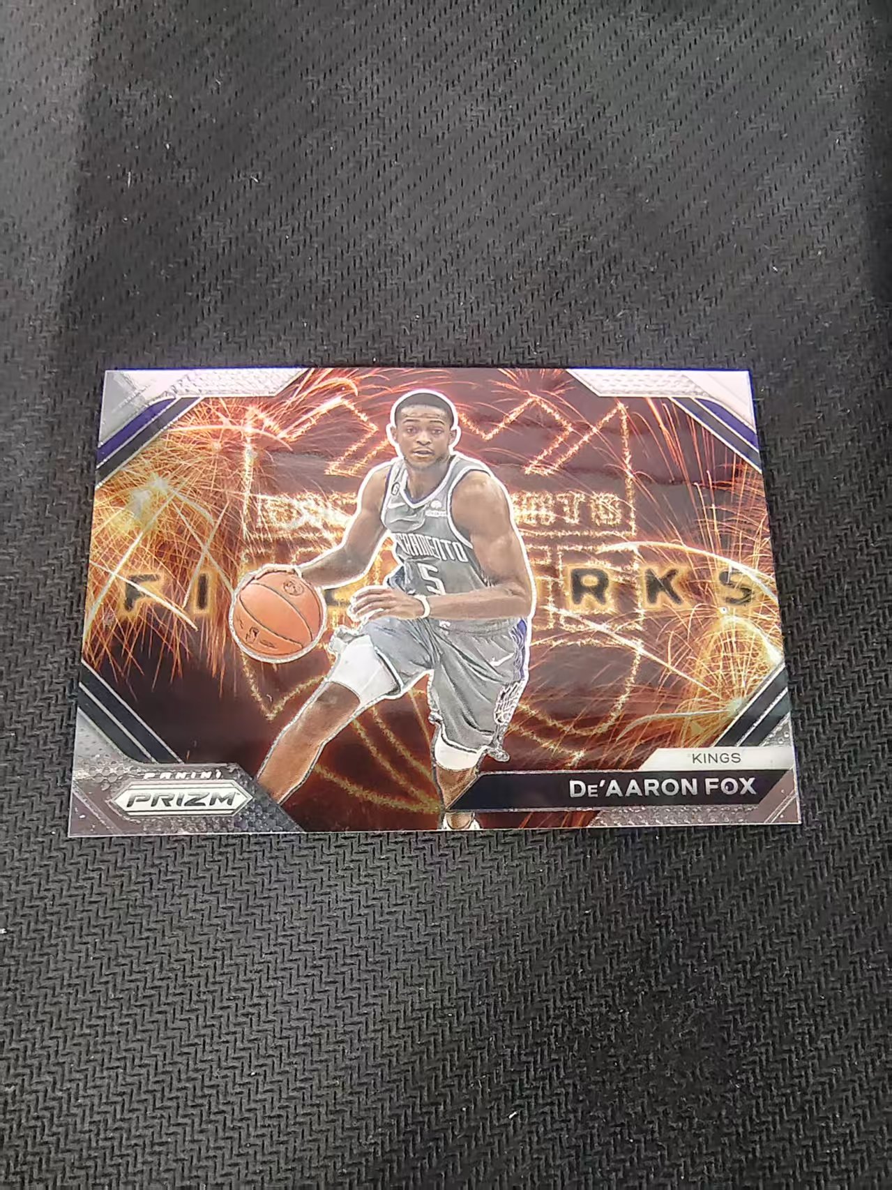 【可合并,不累计】2023-24 Panini Prizm De'Aaron Fox 达龙 福克斯 国王 烟花特卡 PZ 划痕 边角微瑕 介意勿拍 #15