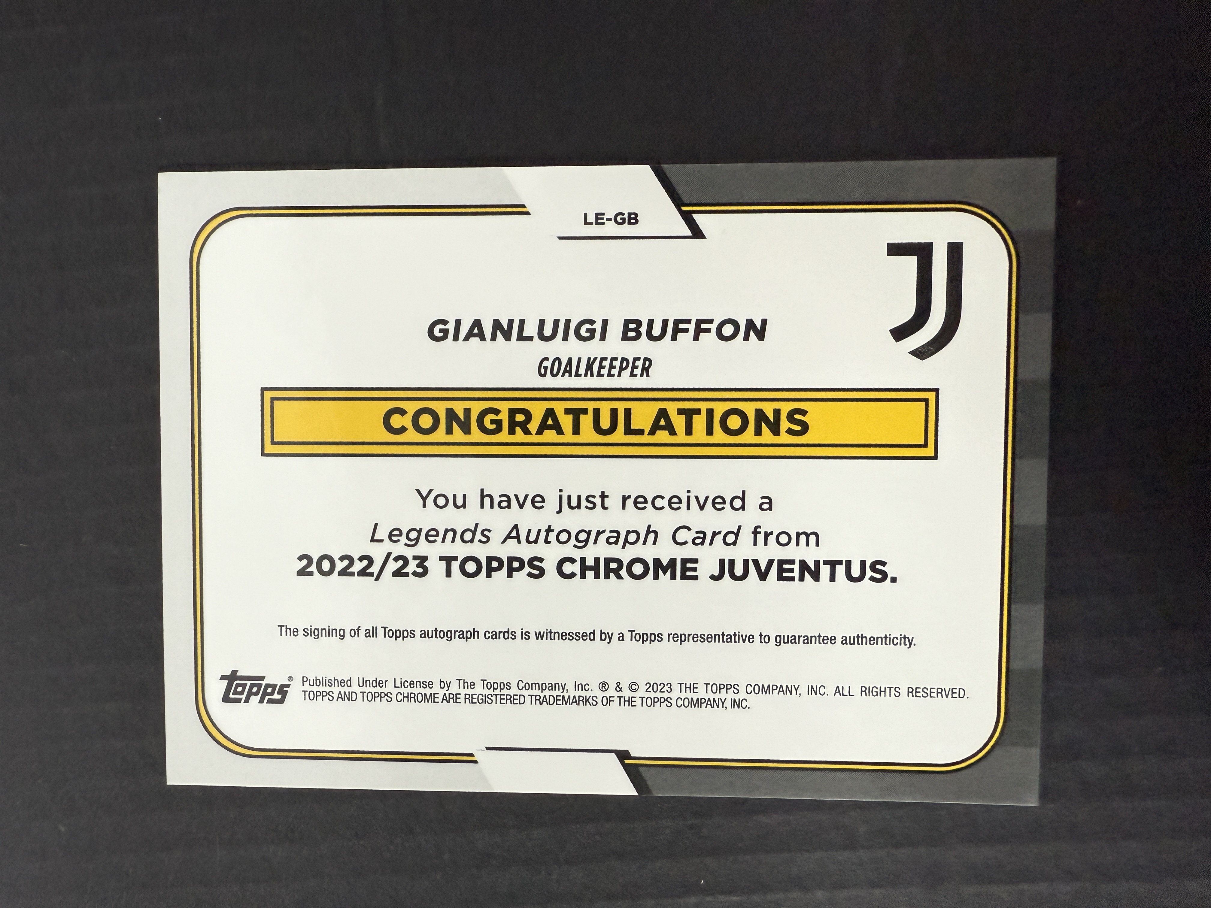 【GOAT山羊拍卖】D哥 2023-24赛季 topps chrome尤文图斯队盒系列 布冯 银折签字 尤文图斯 品相如图