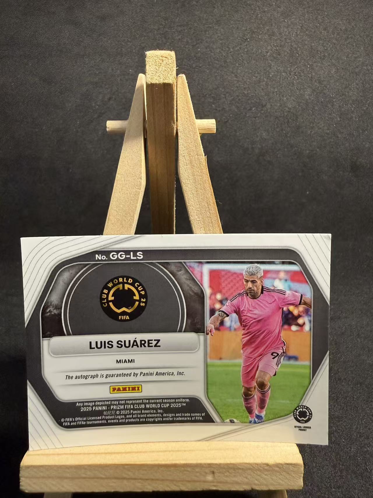 2024-25 Panini Prizm luis suarez 世俱杯pz 迈阿密国际 苏亚雷斯 签字 完美签字 默认瑕疵 介意勿拍 乐