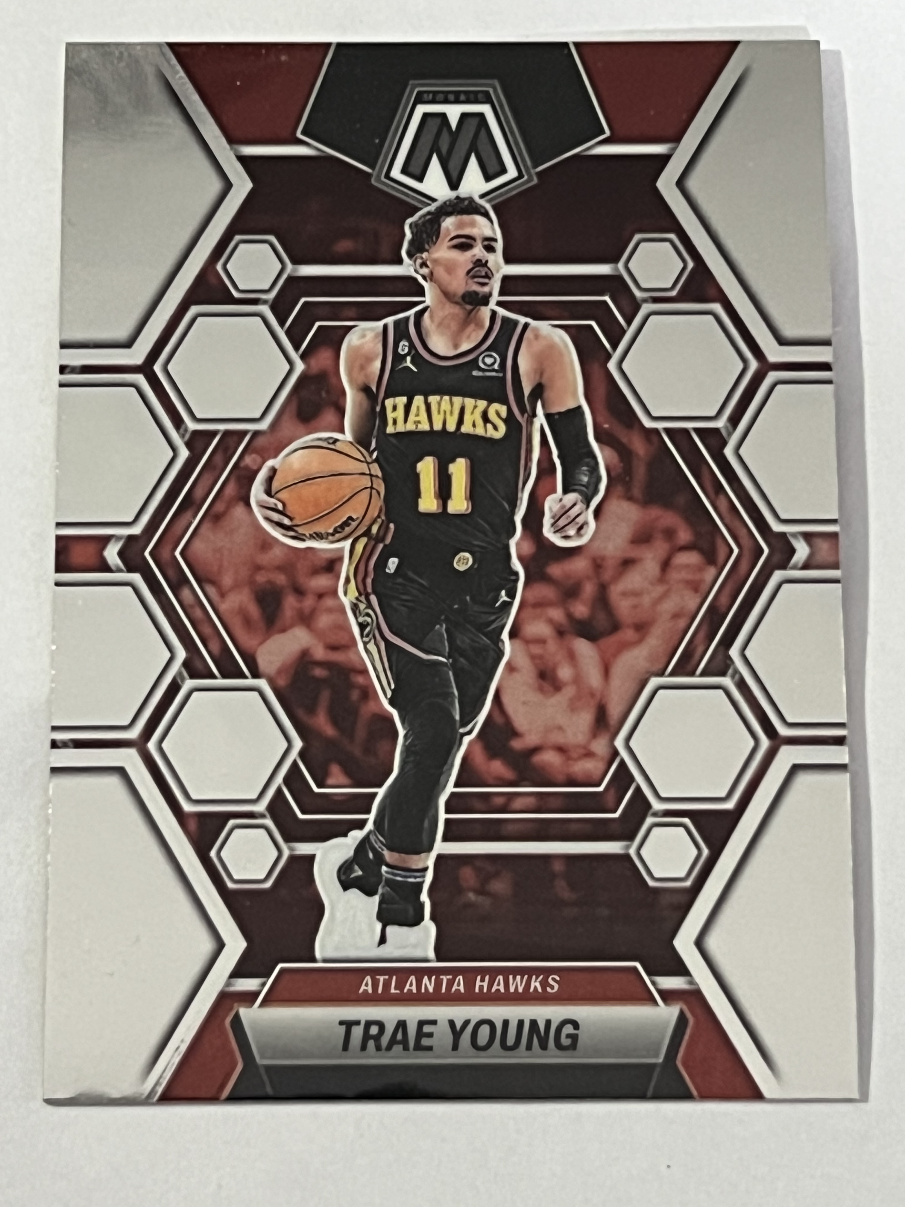 2022-23 Panini Mosaic Trae Young 特雷杨 吹杨 老鹰队 《 热门球星 收藏必备 》 凑套必备 实卡精美 #8