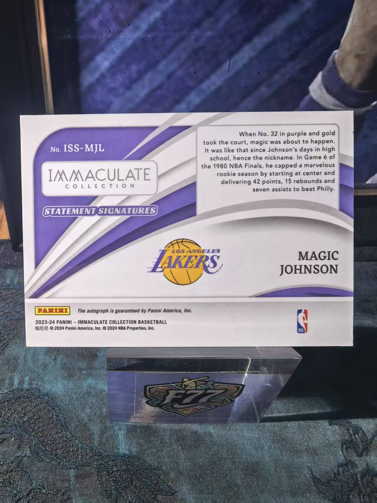 2023-24 Panini Immaculate Magic Johnson 爱咪咪 湖人 魔术师 约翰逊 12/49编 签字 Statement 宣言 宣告签 镜面 卡签 收藏必备 利利