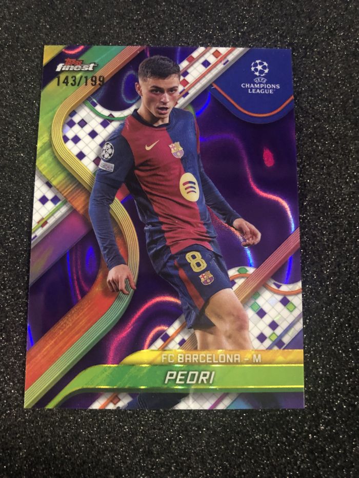 2024-25 Topps Finest Pedri 欧战finest 佩德里 西班牙 巴萨 199编 紫熔岩折 143/199 卡品如图 凑套收藏必备