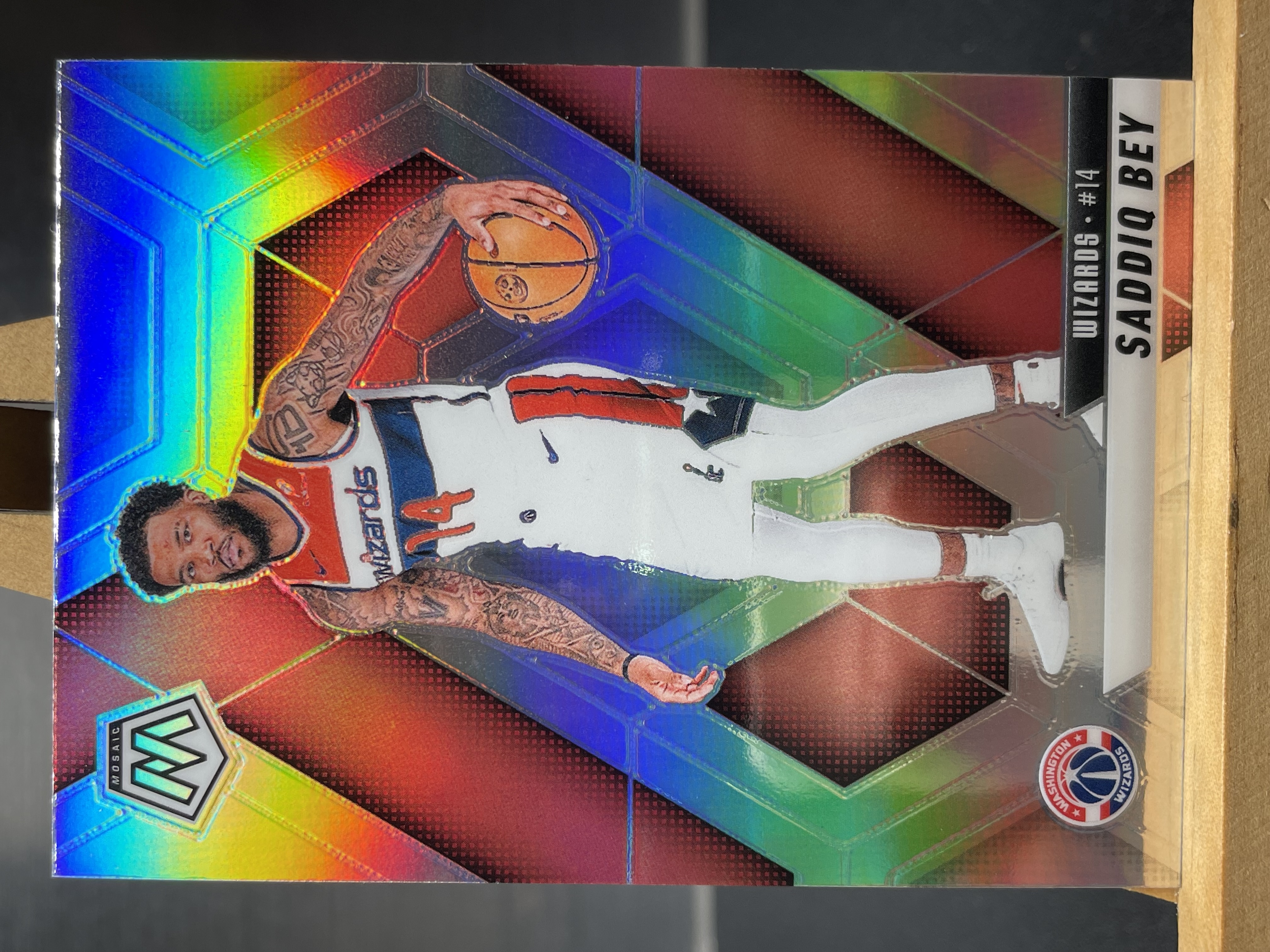 (C4) 2024-25 PANINI 马赛克 系列 折射 萨迪克 贝 奇才  近期大热球星  收藏必备 卡品如图  ! ! !