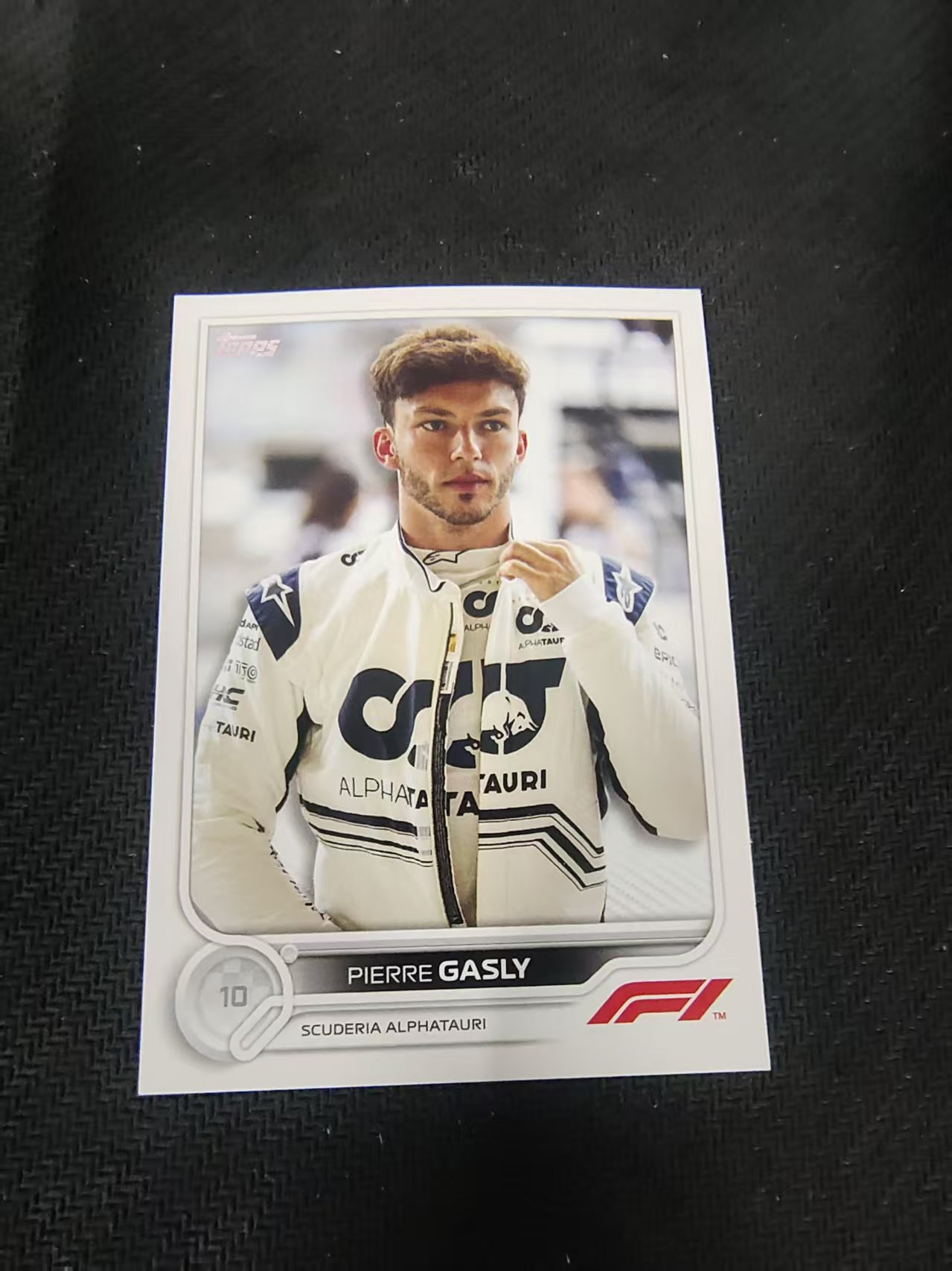 【汽水拍卖】2022 Topps Chrome F1 Pierre Gasly 皮埃尔 加斯利 划痕 边角瑕疵 @45
