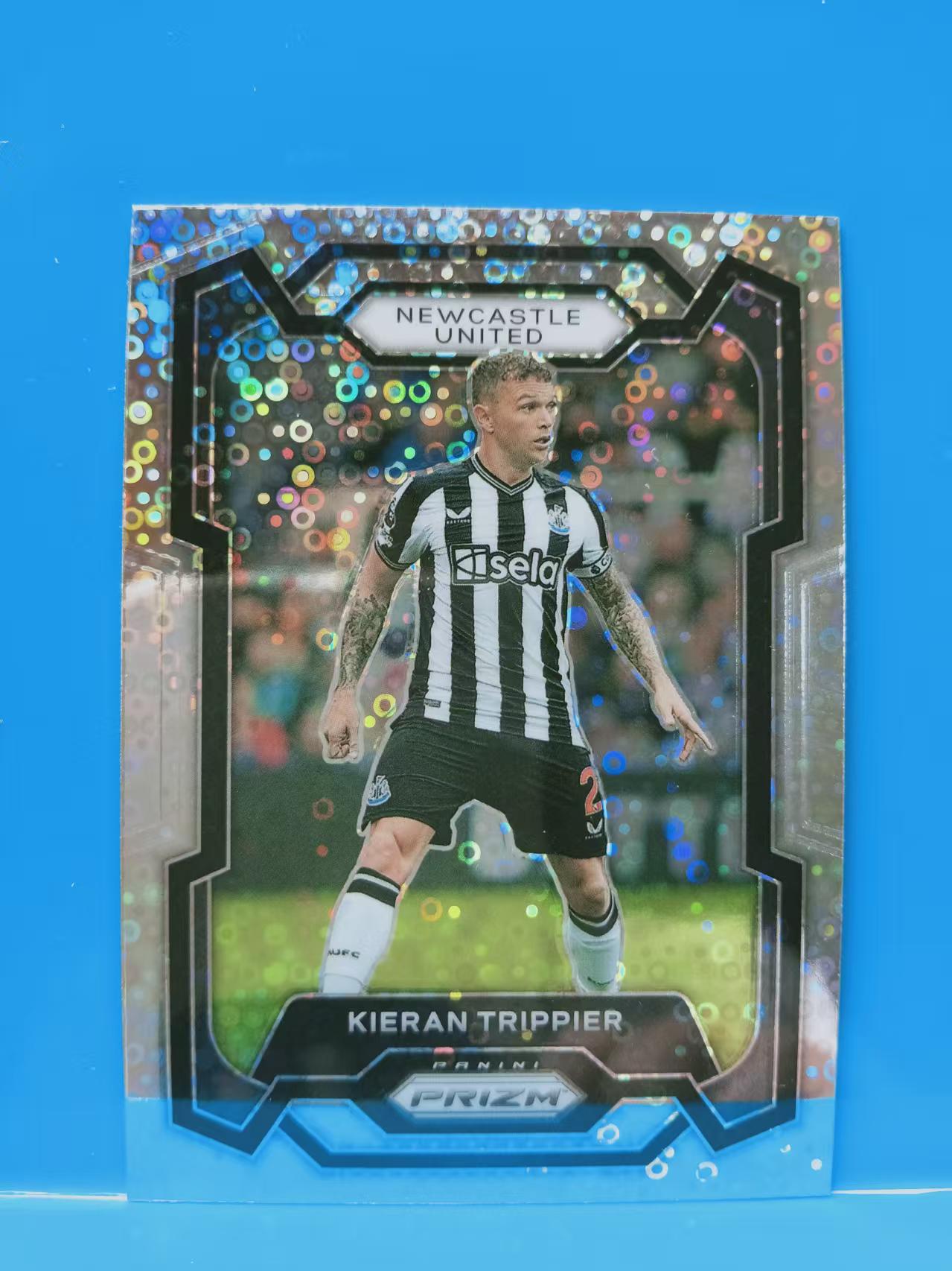 2023-24 Panini Prizm Kieran Trippier 纽卡斯尔联 特里皮尔  银泡泡折 英超PZ 卡品如图 W010E