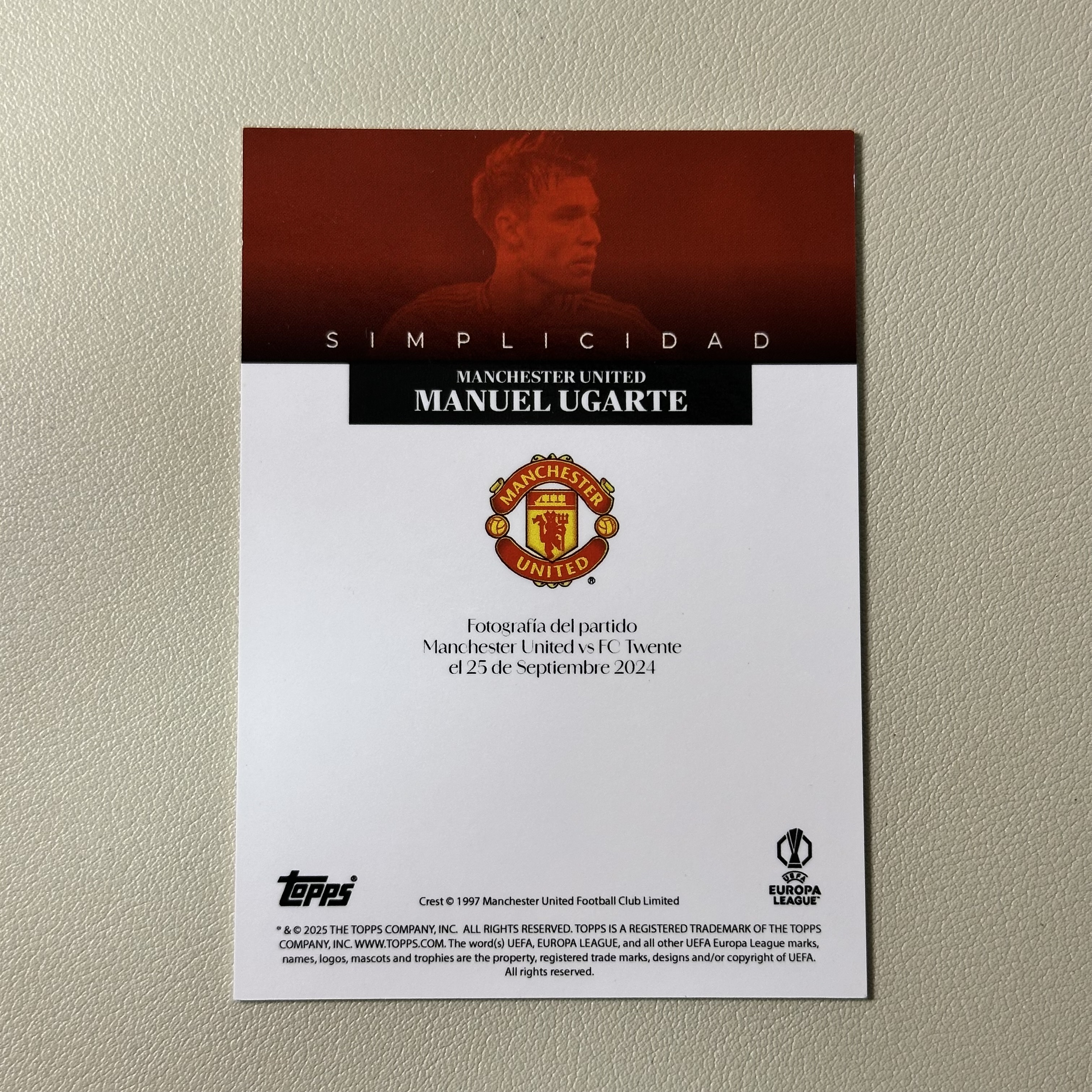 2025 TOPPS simplicidad Manuel Ugarte 01/10 乌加特 极简 ucc 欧战 欧联 曼联【卡斯基球星卡社】 tqx 收藏必备