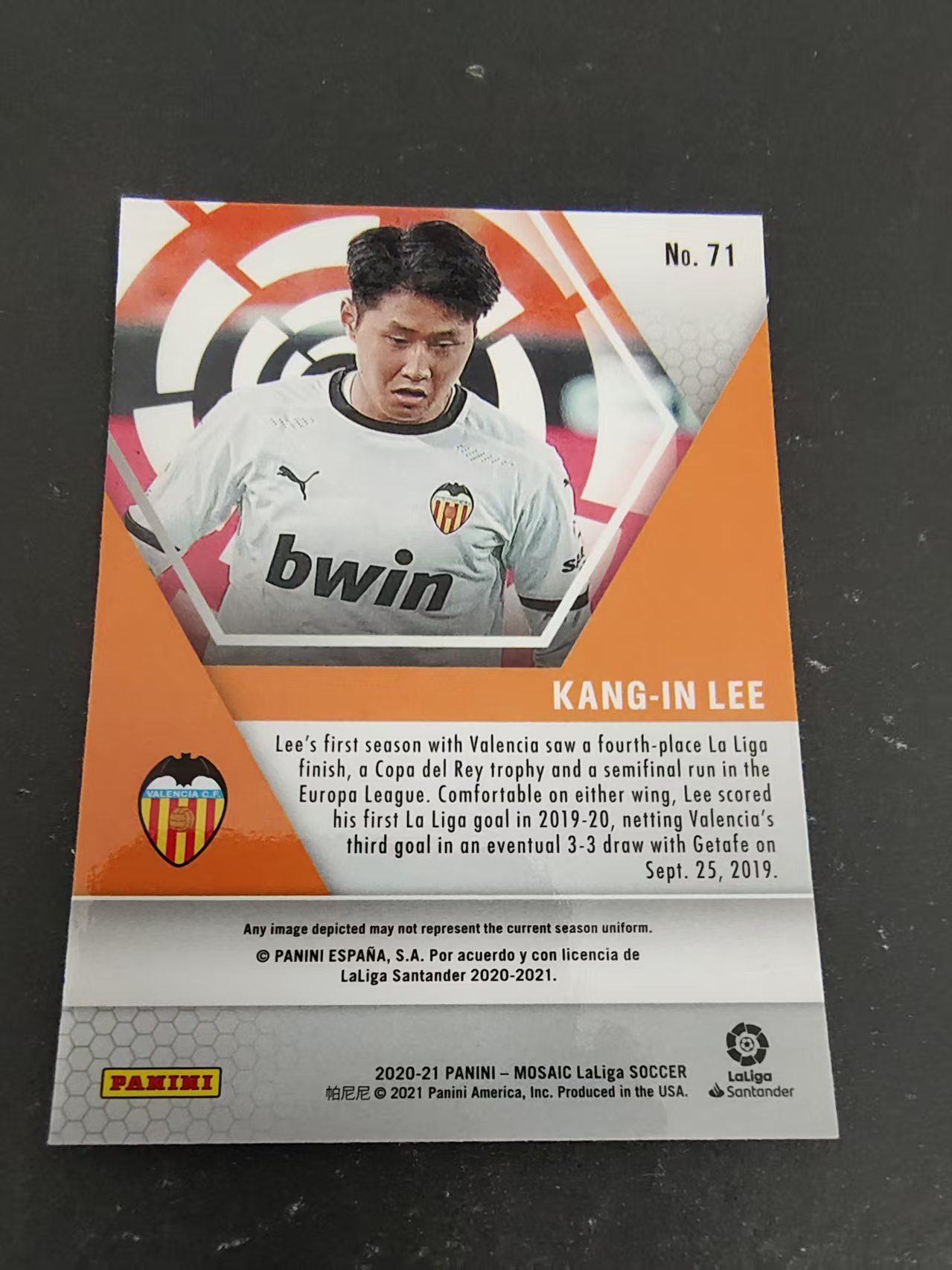 【可合并,不累计】2020-21 Panini Mosaic Kang in Lee 李康仁 银折 西甲 马赛克 韩国 瓦伦西亚 巴黎圣日耳曼 划痕 边角瑕疵 #71