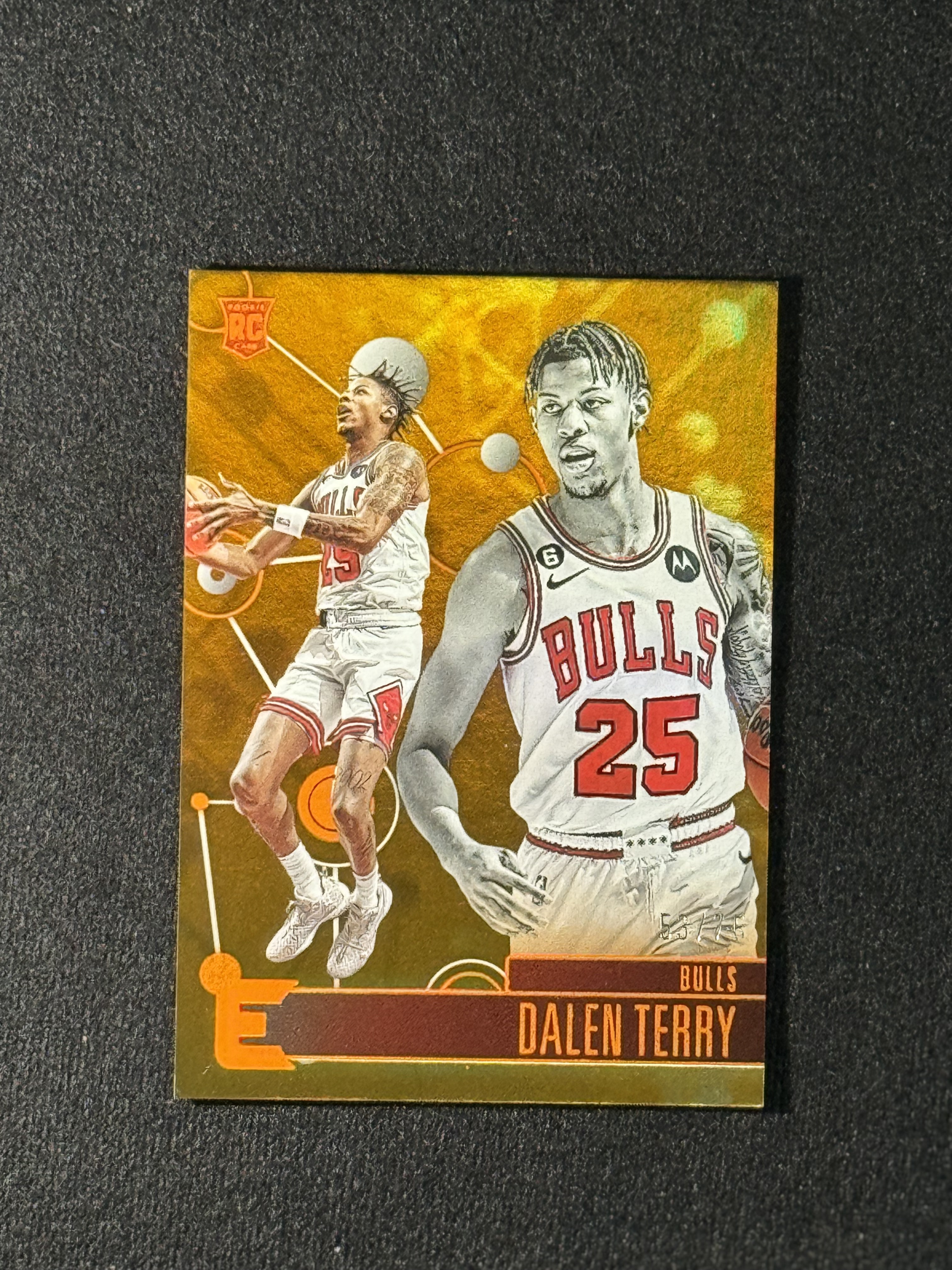 2022-23 Panini Chronicles Dalen Terry RC 【扎克代卖】编年史 电路板 公牛新秀 达伦特里 75编 橙折 瑕疵如图 投资必备