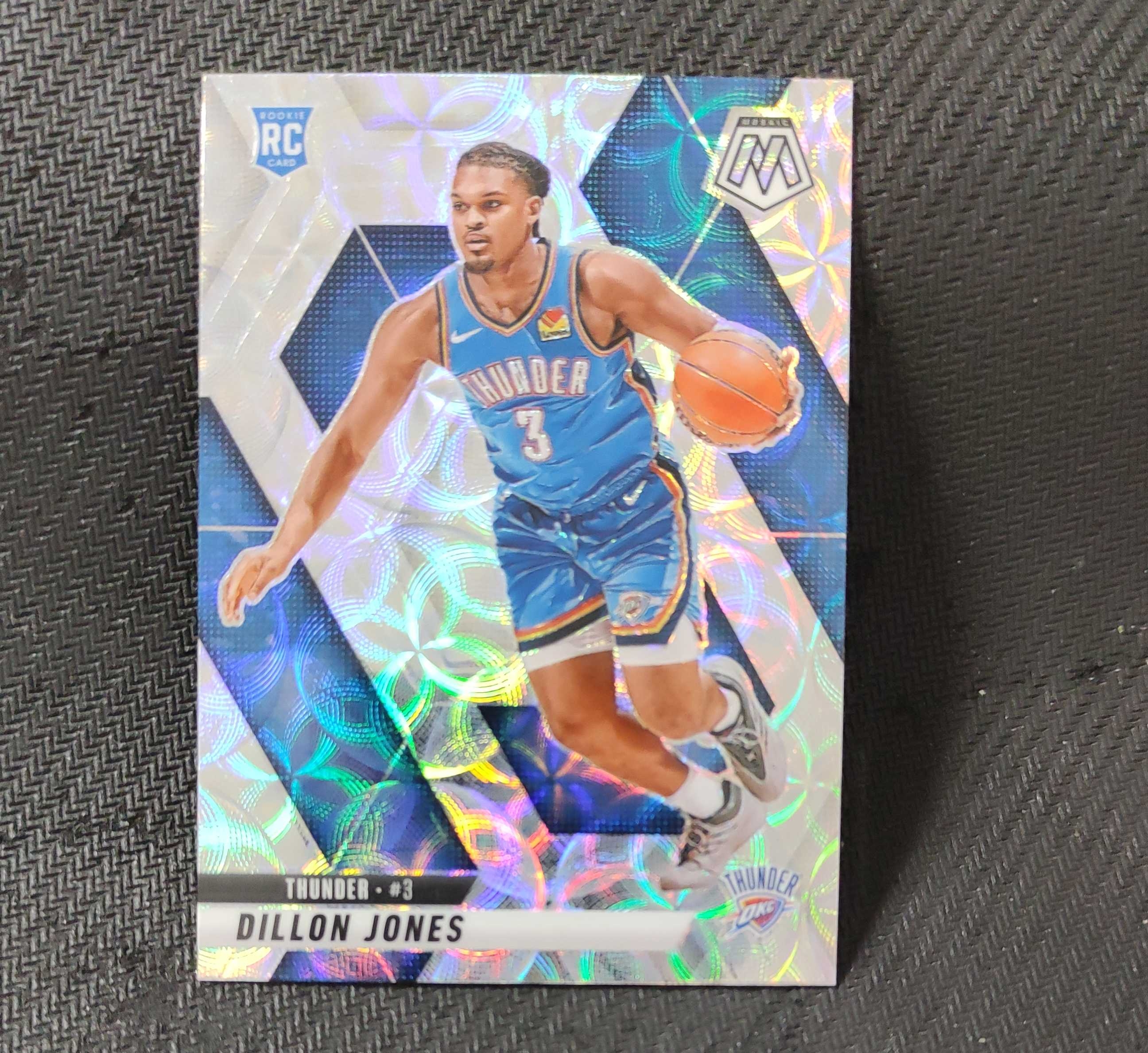 2024-25 Panini Mosaic Dillon Jones RC 狄龙 琼斯 新秀rc 银圈圈折 折射 雷霆队 收藏必备 可累计 收卡