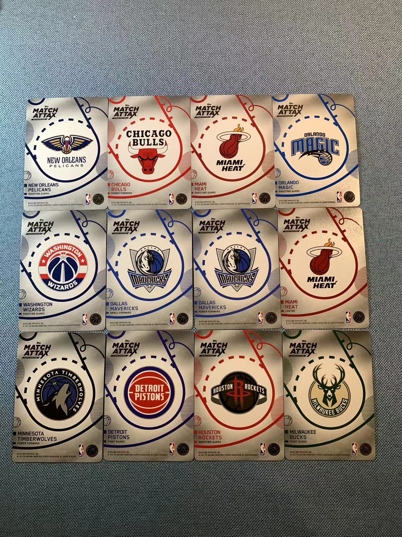 (詹叔代拍)2025-26 topps attax 游戏版 卡游联名 cc坎宁安 弗拉格 杰伦格林 利拉德 阿德巴约等 特卡 折射 一图多张打包 顺丰寄付 i3