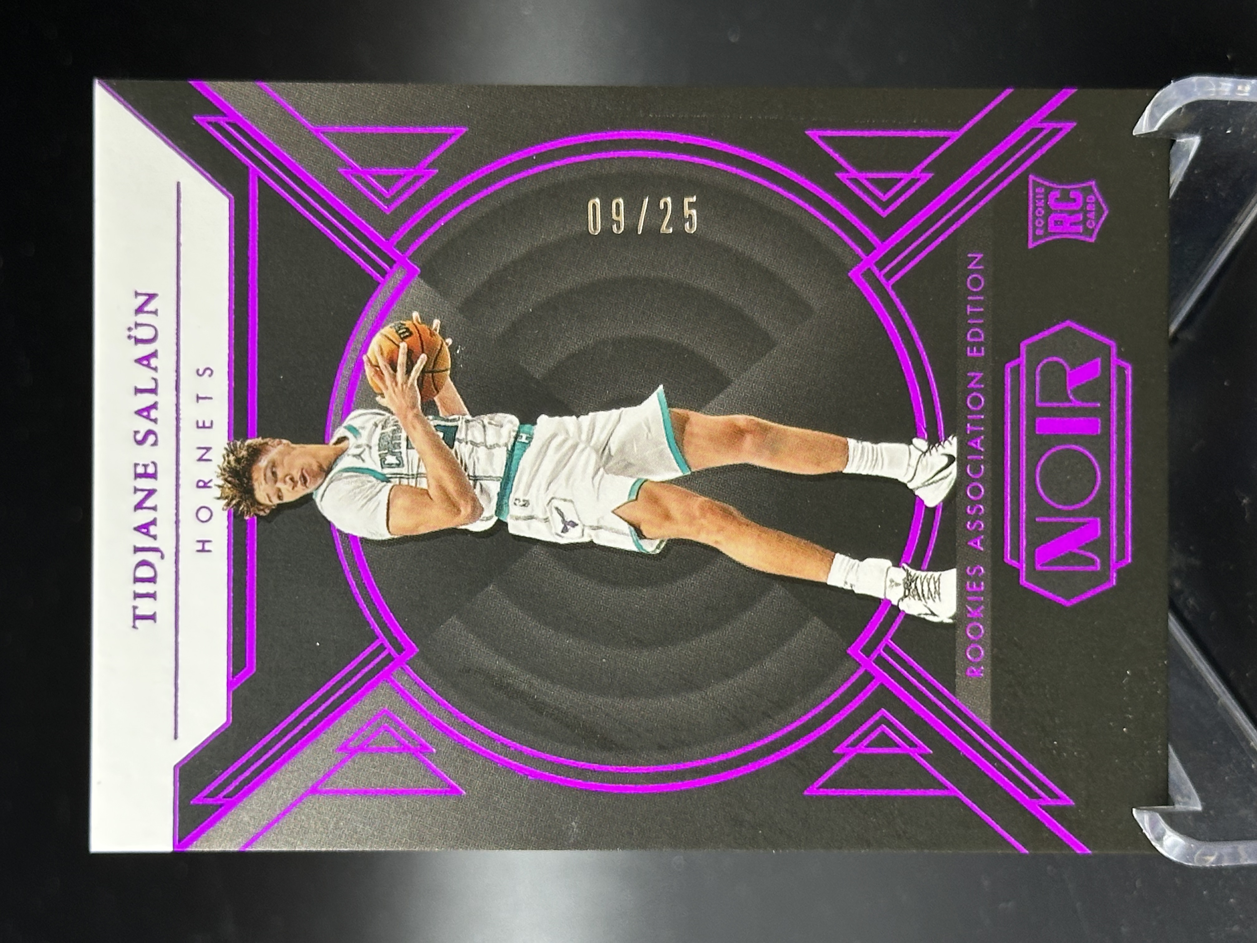 2024-25 Panini Noir Tidjane Salaun 【小黄拍卖】诺尔 萨隆 黄蜂 新秀 rc base 09/25编「汉堡王」